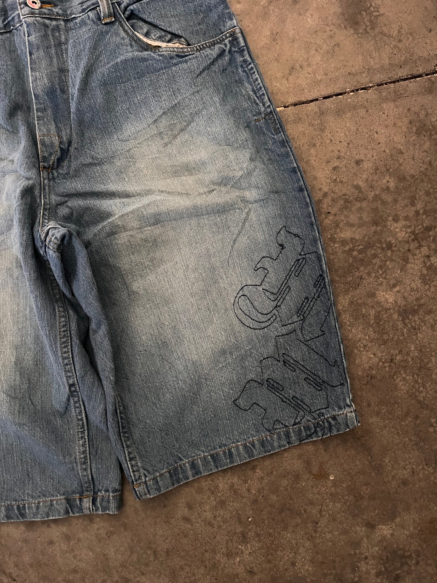 makaveli jorts - 36