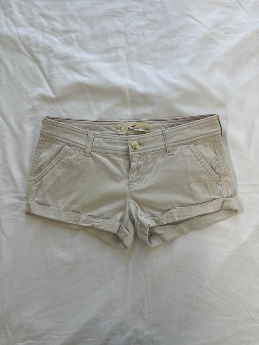 hollister mini shorts - 30
