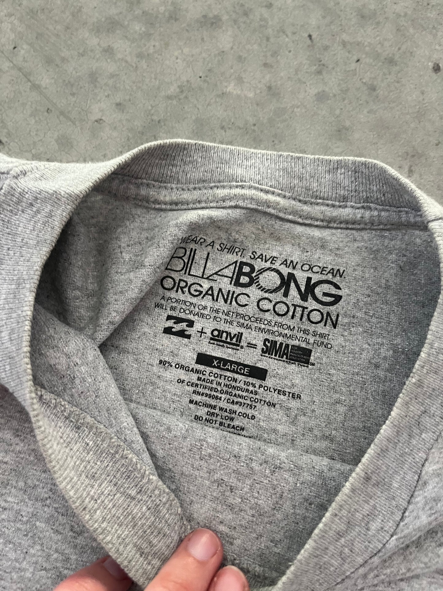 billabong tee - XL