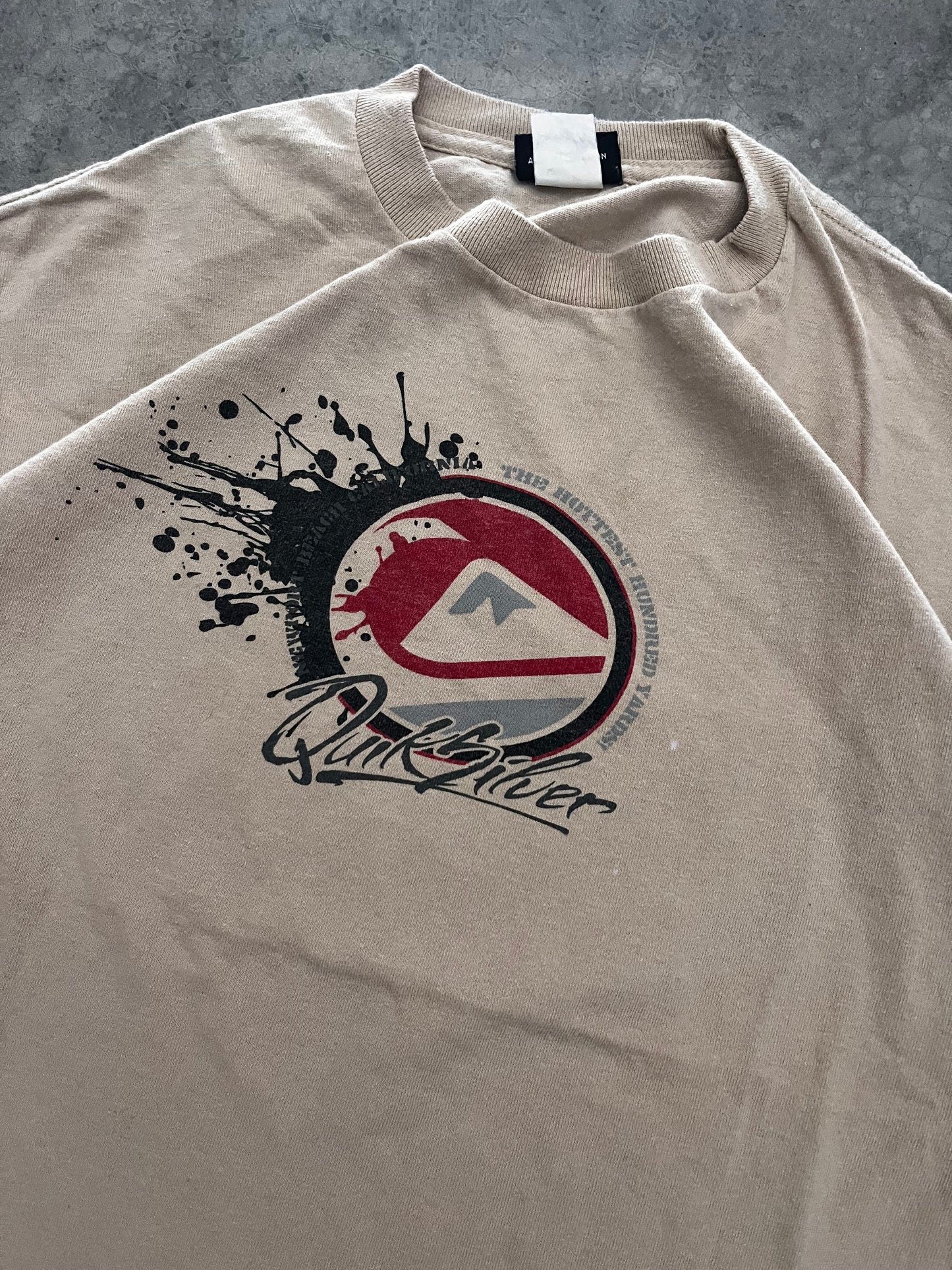 quiksilver tee - L