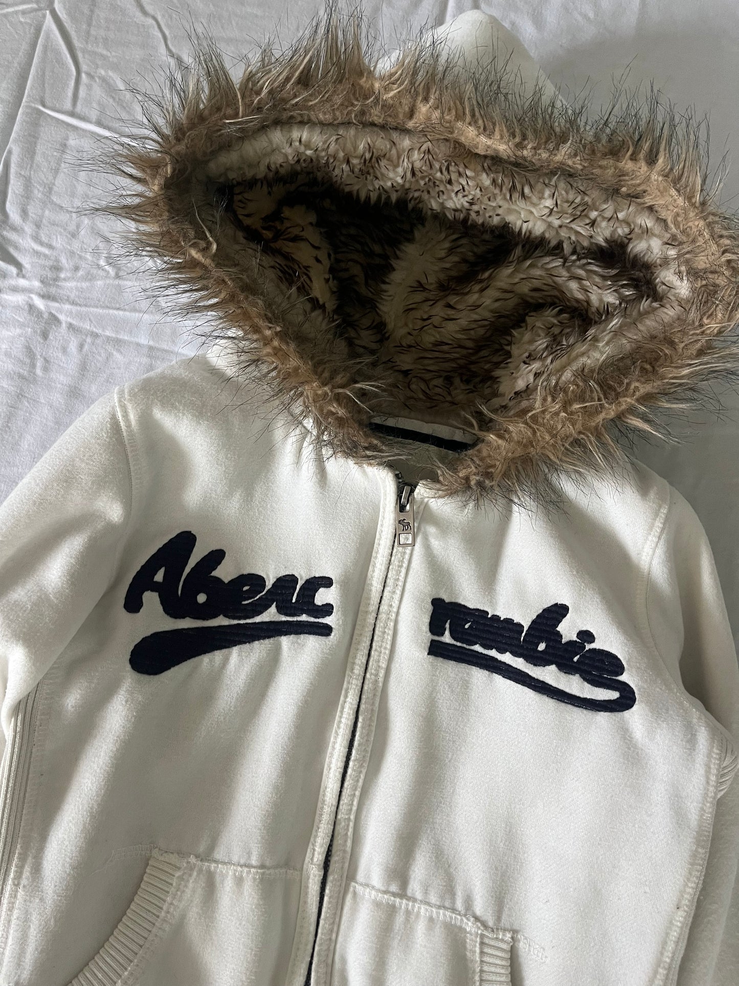 vintage abercrombie and fitch fur hoodie - M