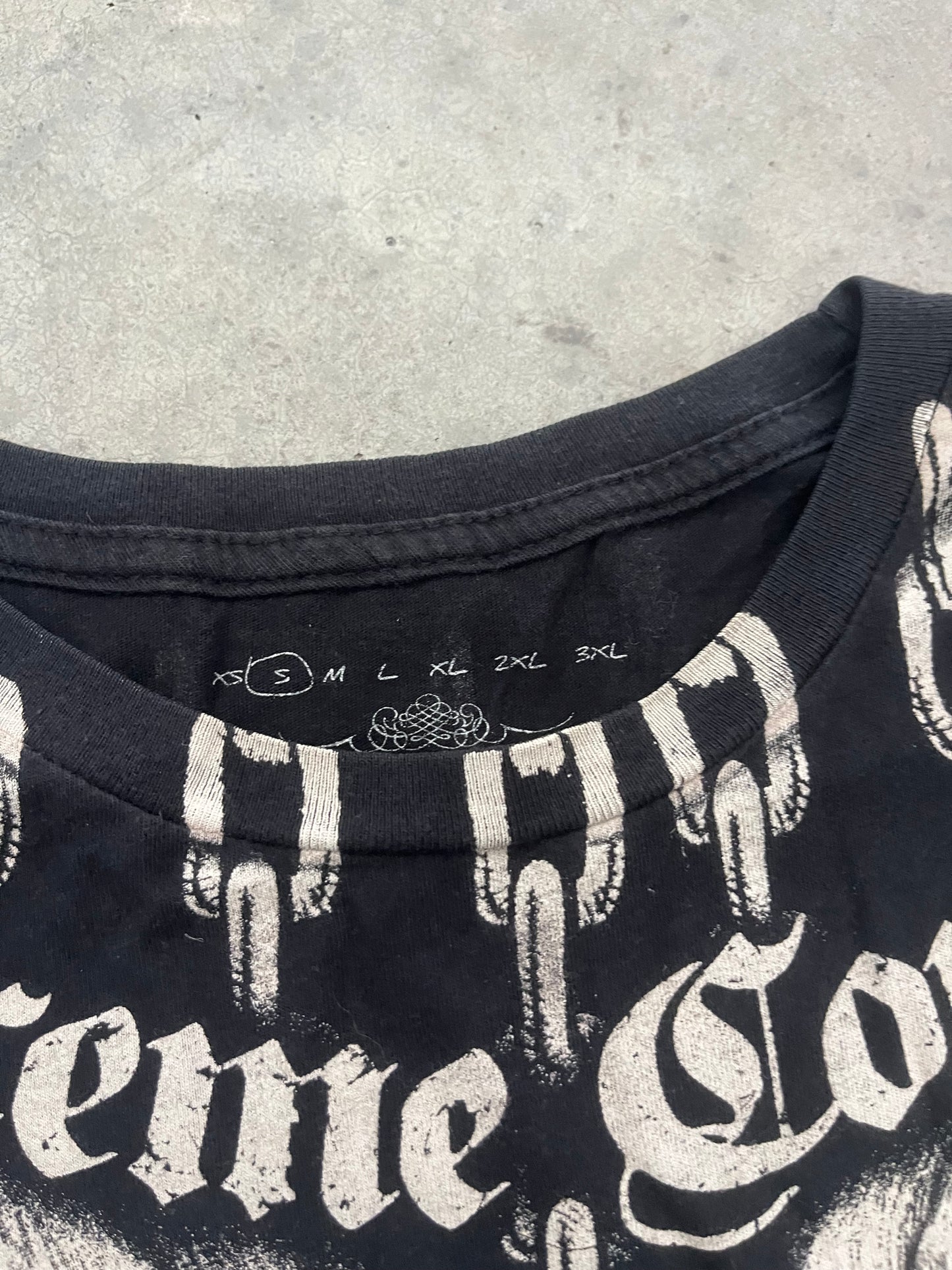 xtreme couture tee - S