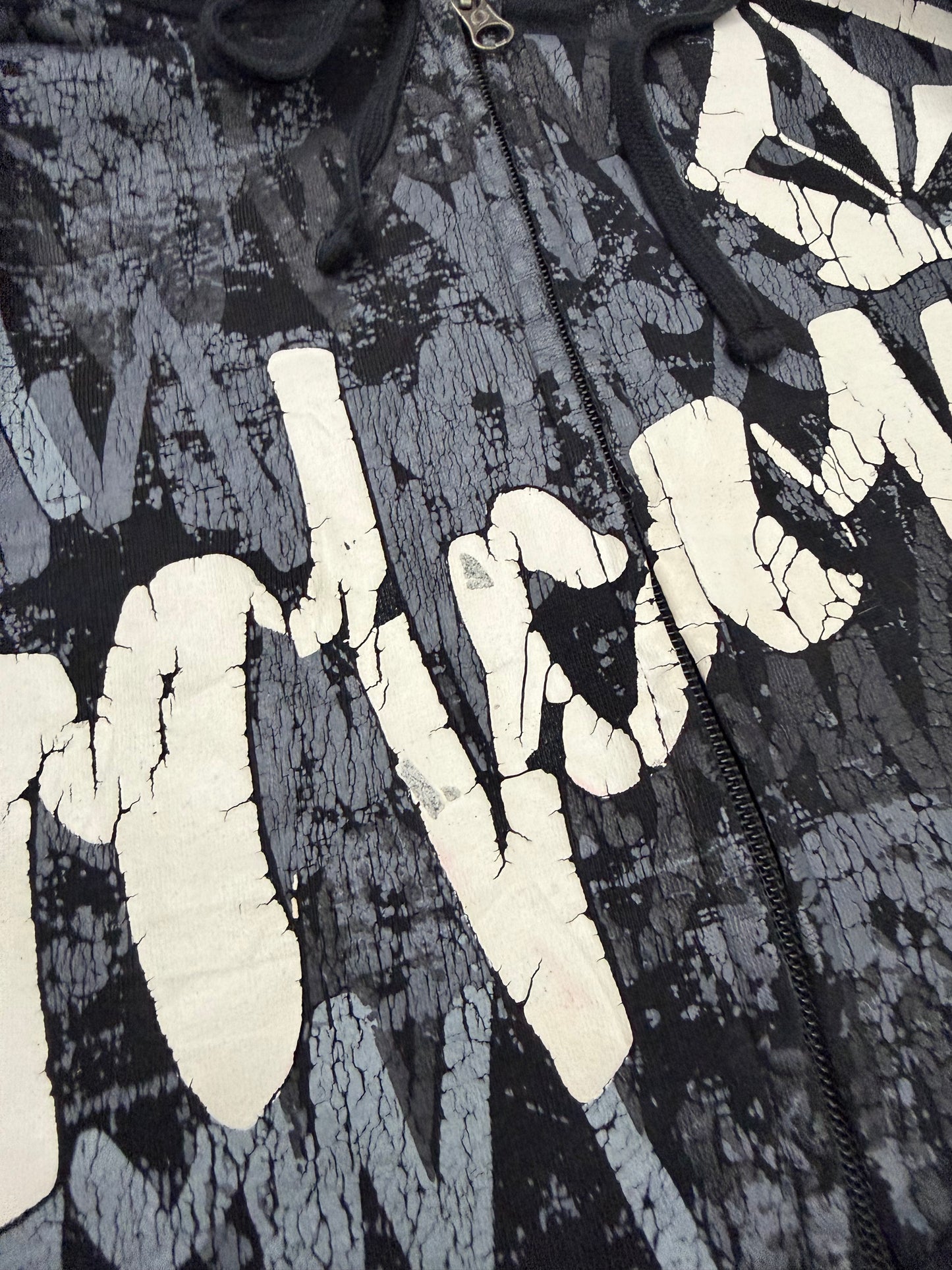 volcom zip up hoodie -