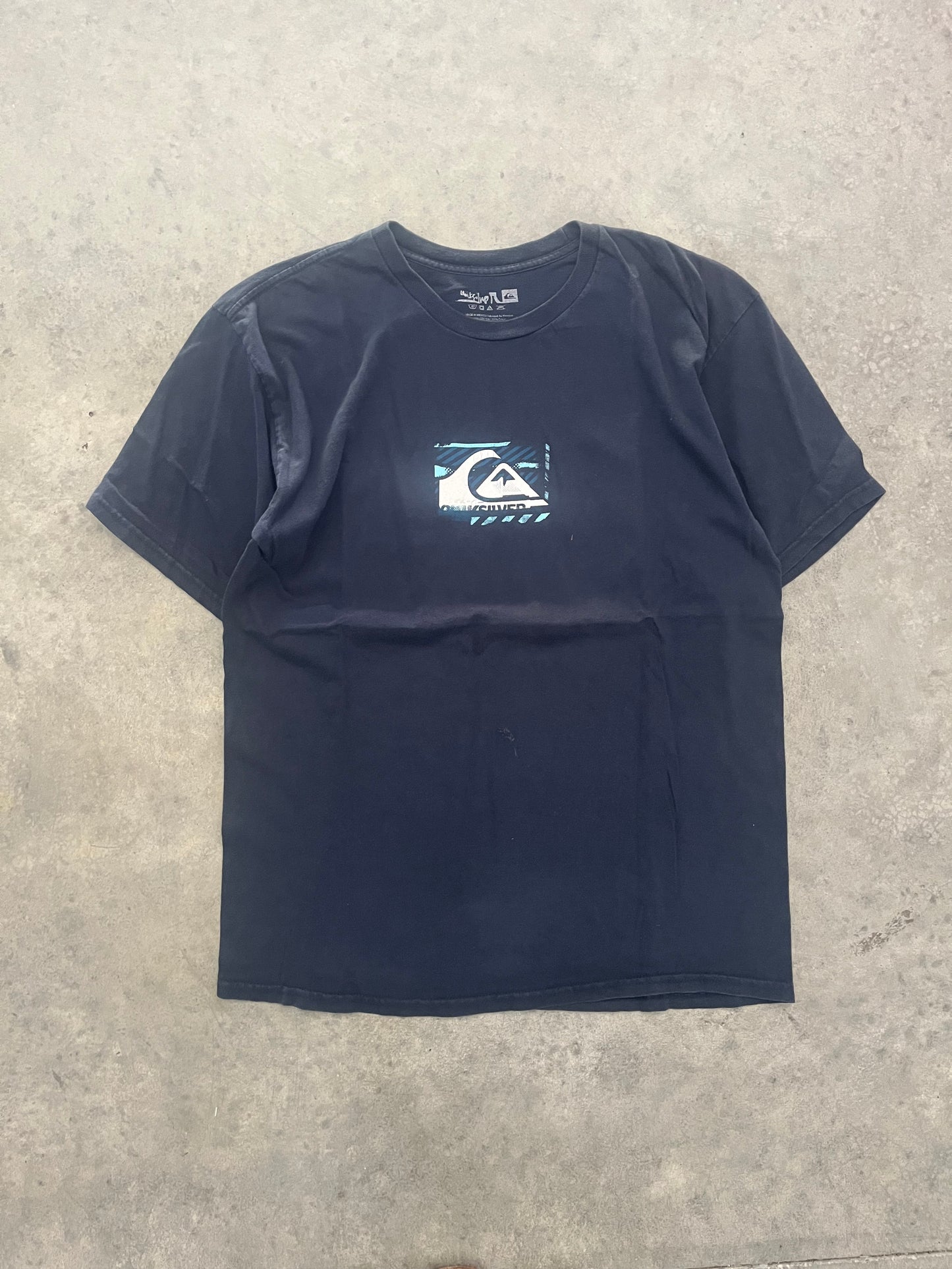quiksilver tee - L