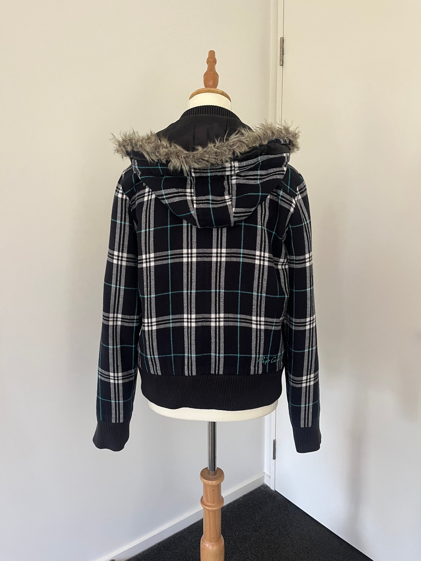 ripcurl fur hoodie - L