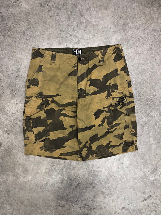 Fox camo shorts - 38