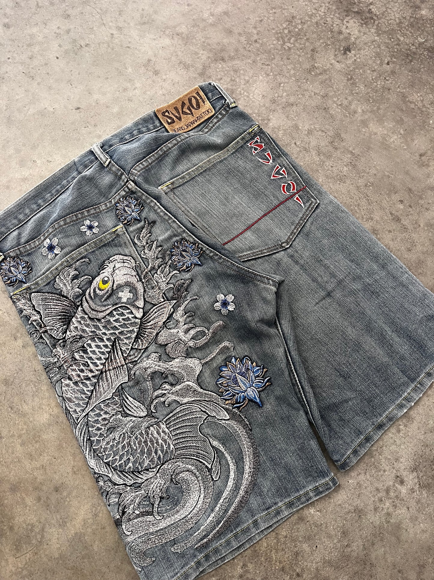 TUFF embroidered jorts - 34