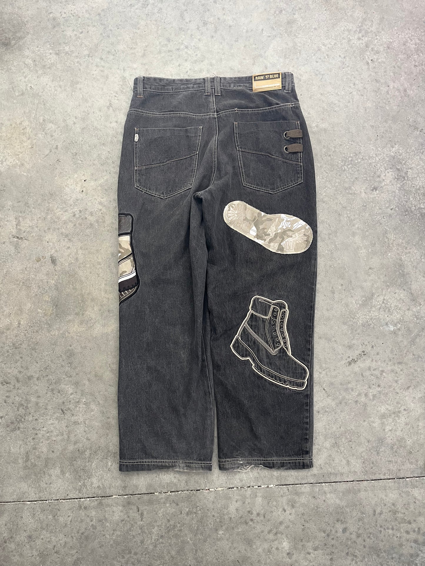 raw blue timberland jeans - 36