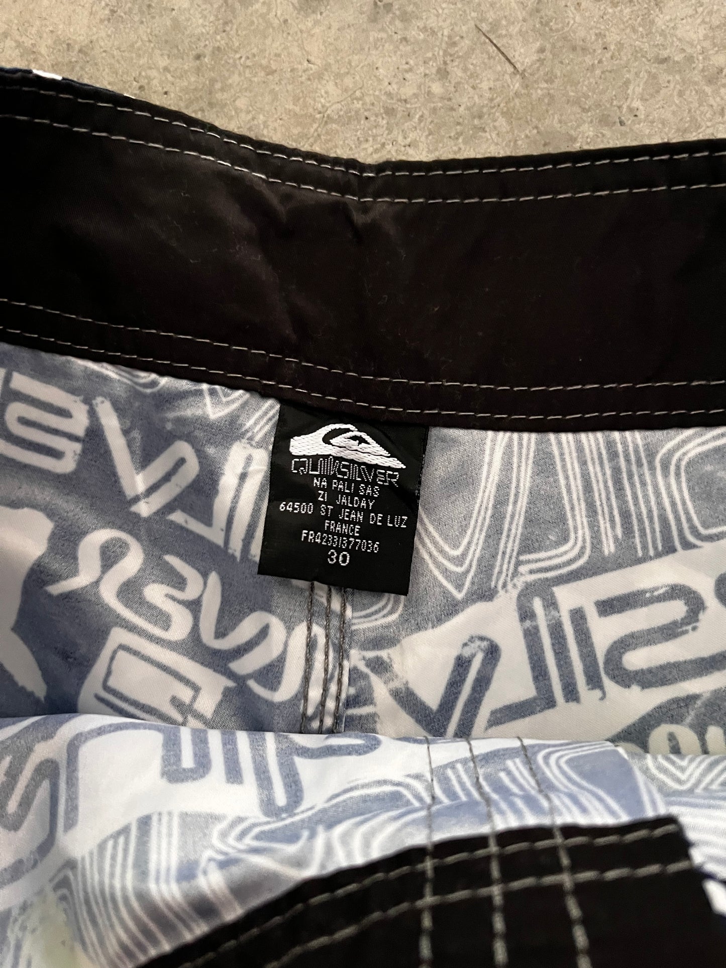 quiksilver boardshorts - 30