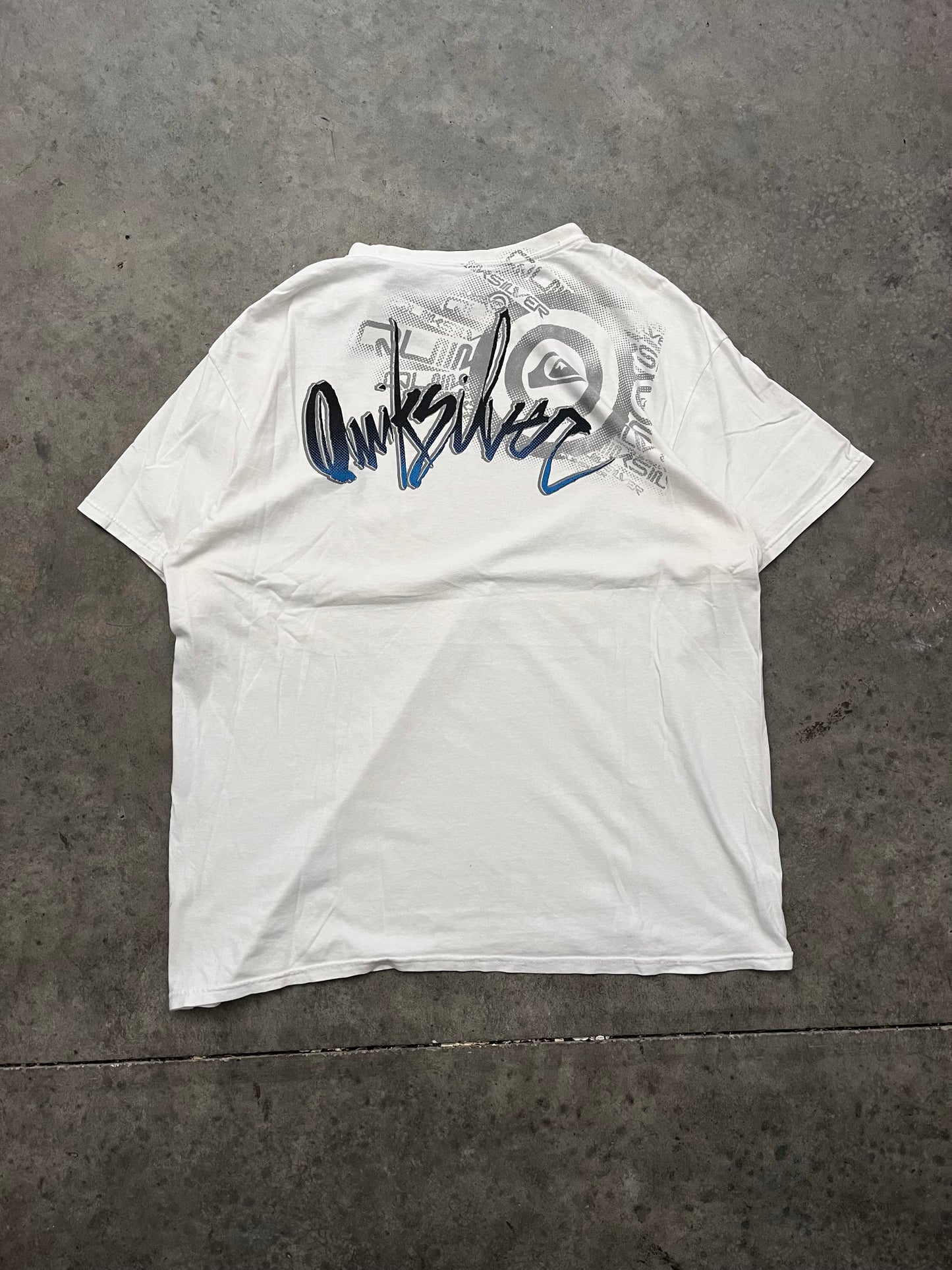 quiksilver tee - XL