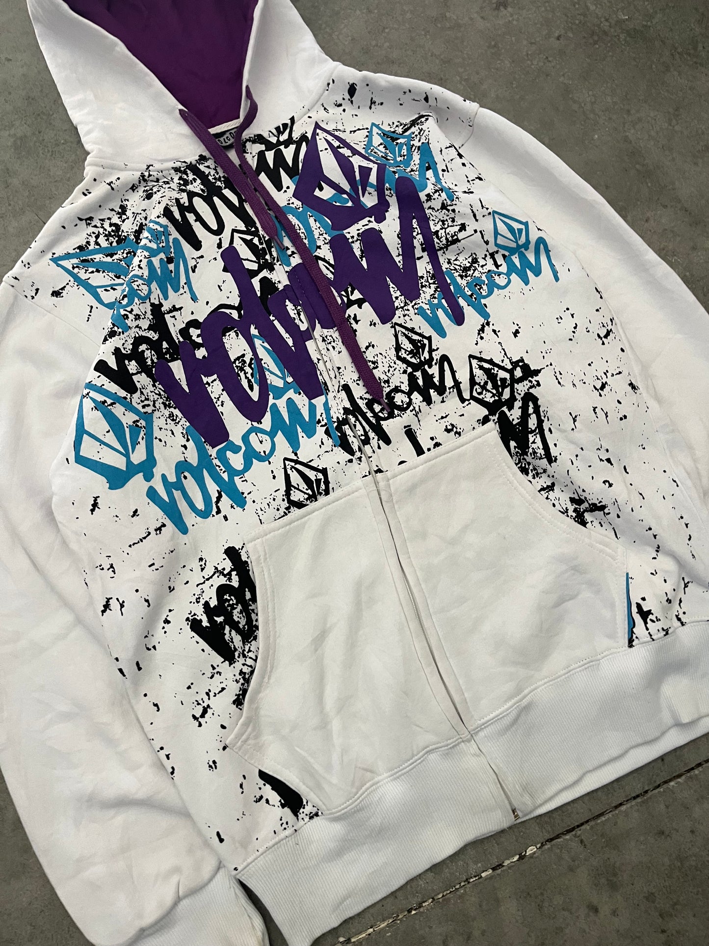 SICK volcom hoodie - XL
