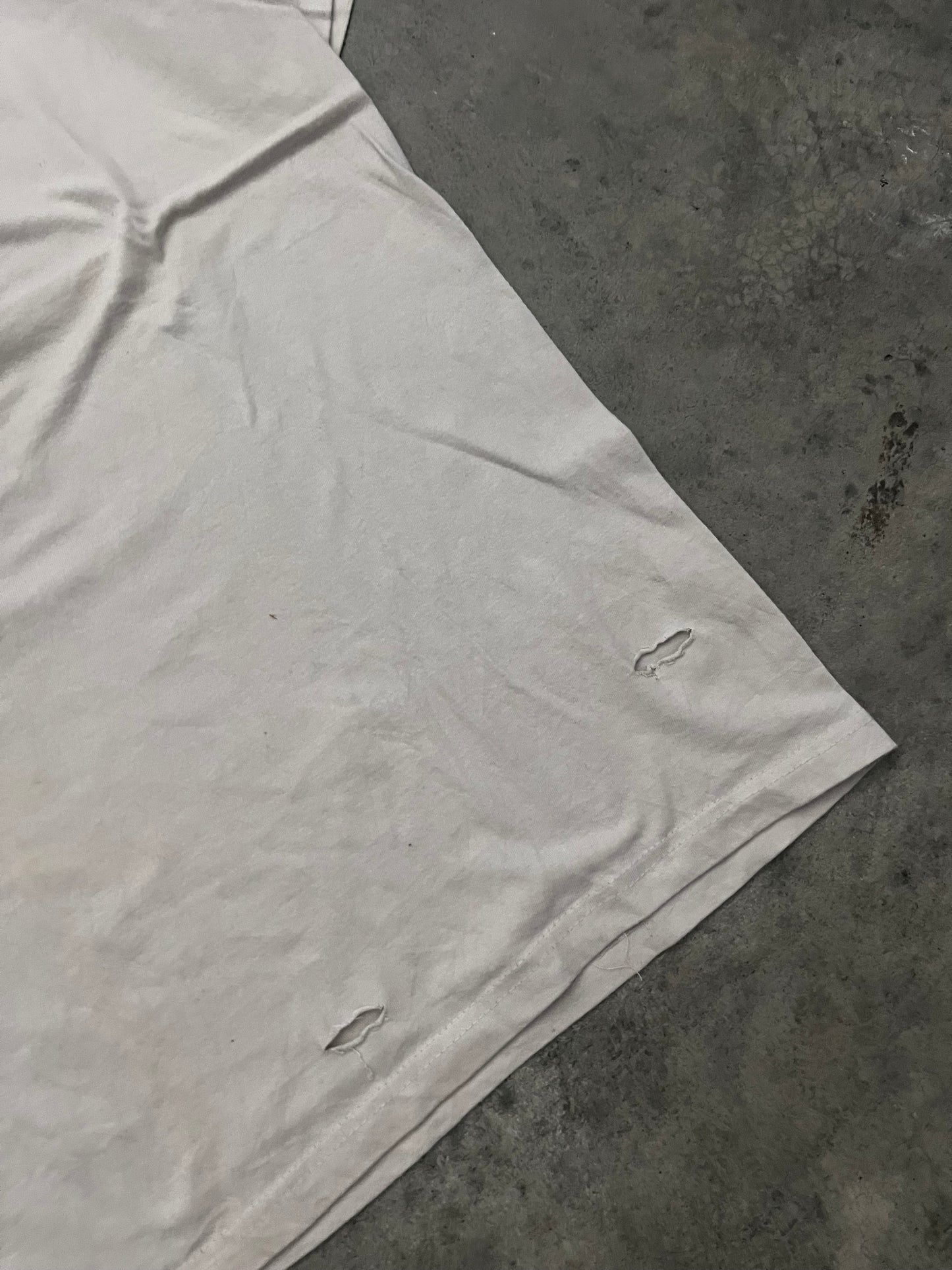 Top heavy tee - L