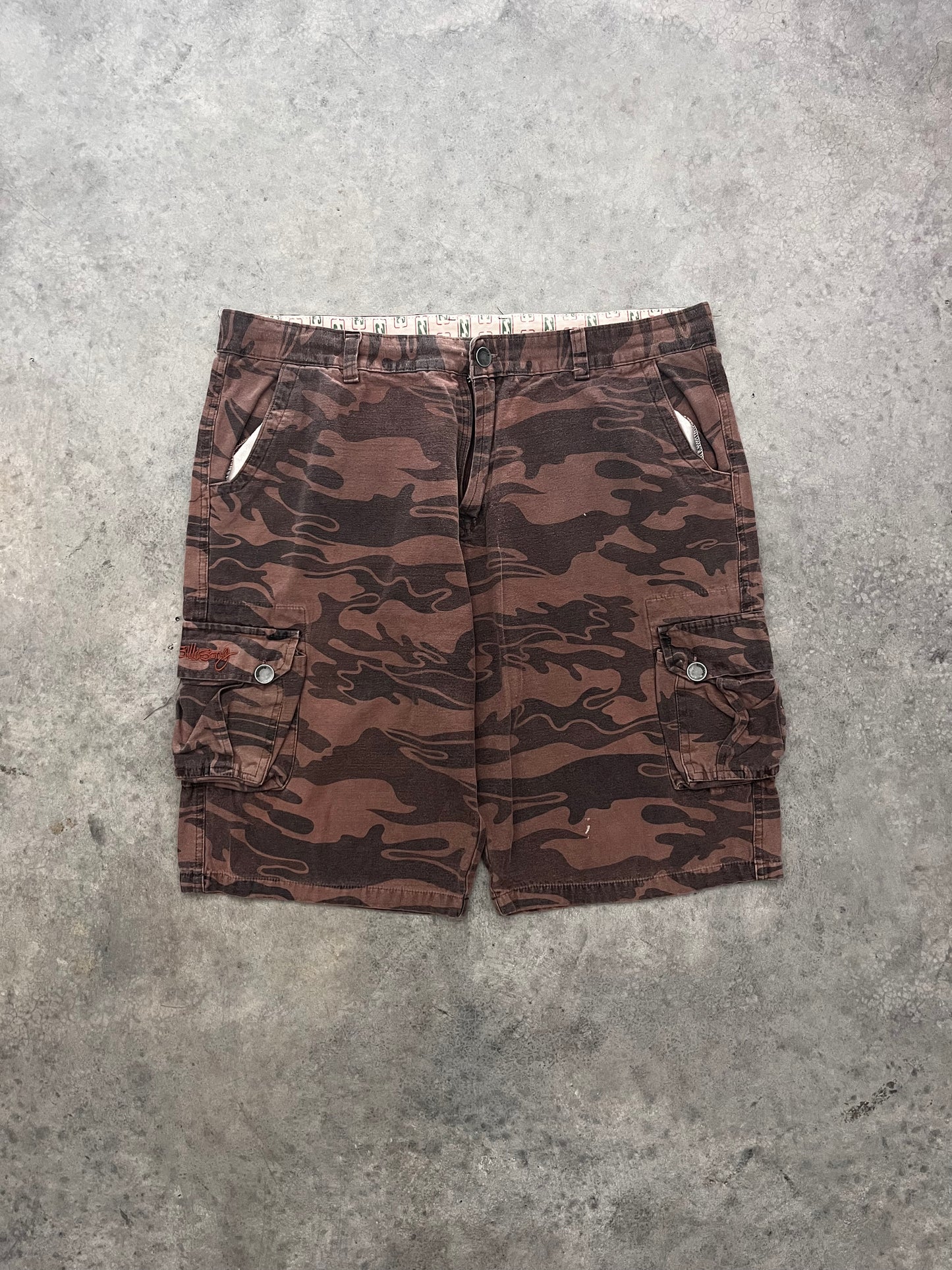 billabong camo shorts - 40
