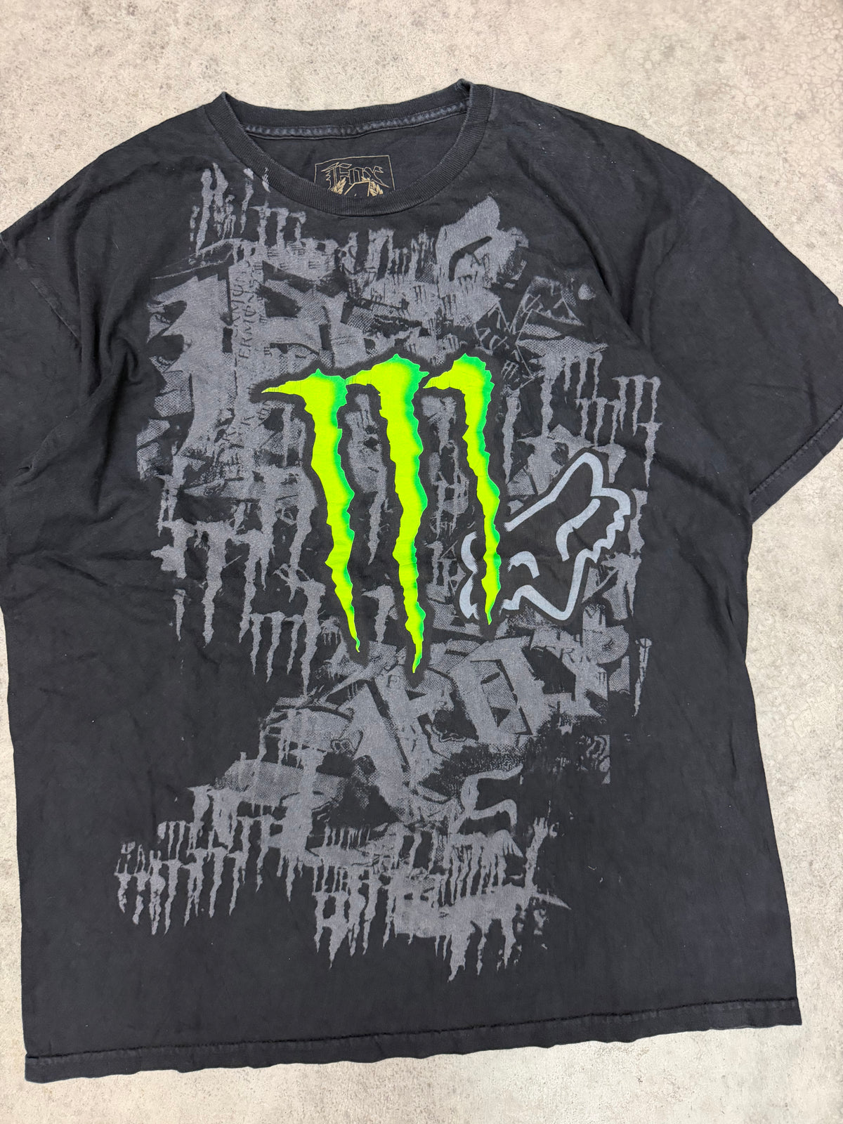 monster x fox tee - L