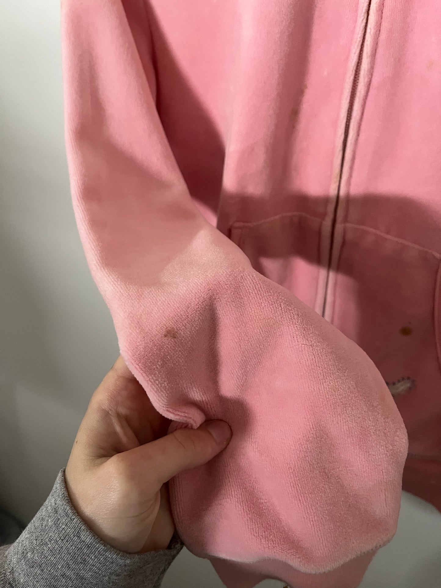 2000’s VS pink velour zipup