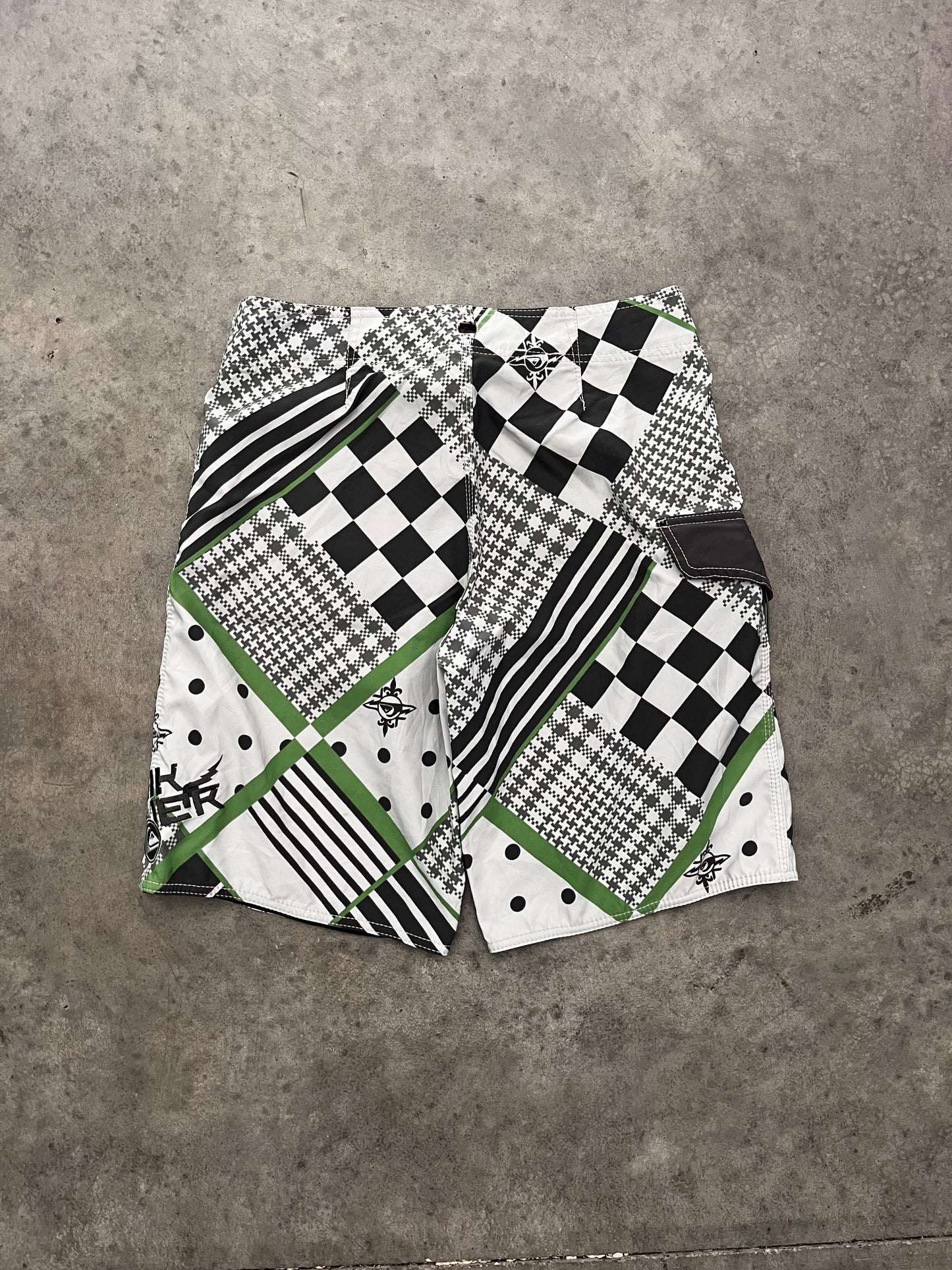 quiksilver boardshorts - 32