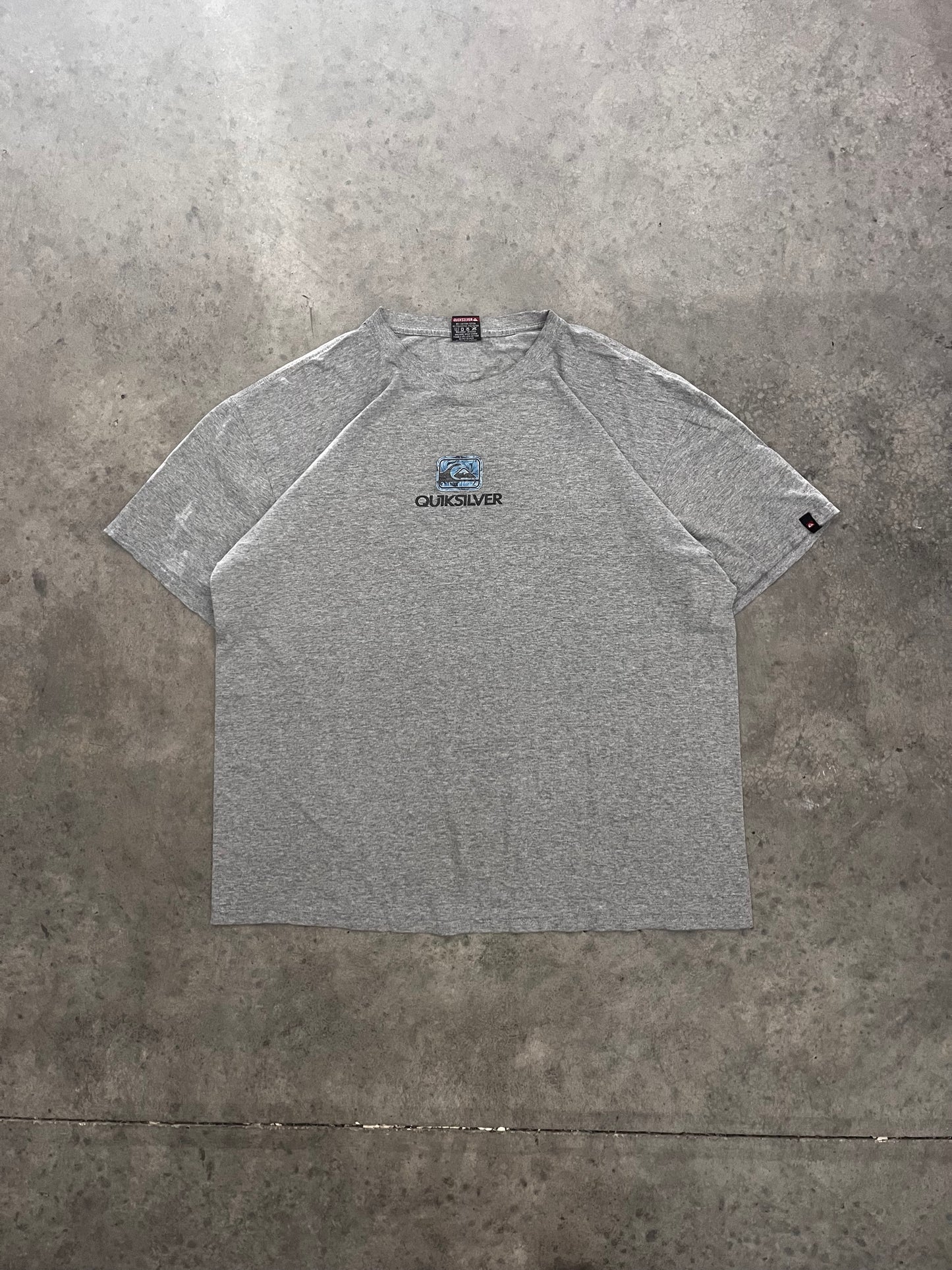 quiksilver tee - XL