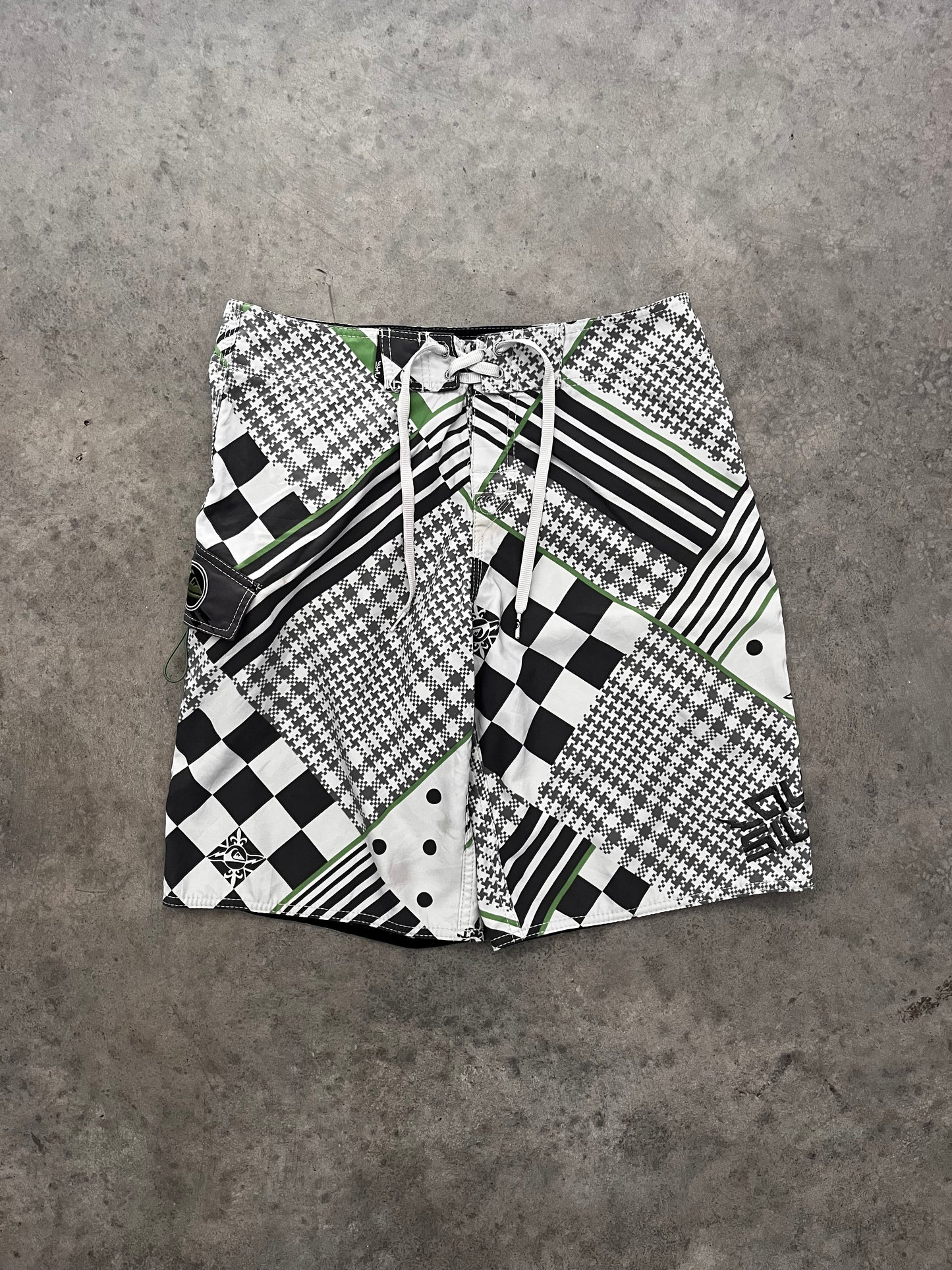 quiksilver boardshorts - 32