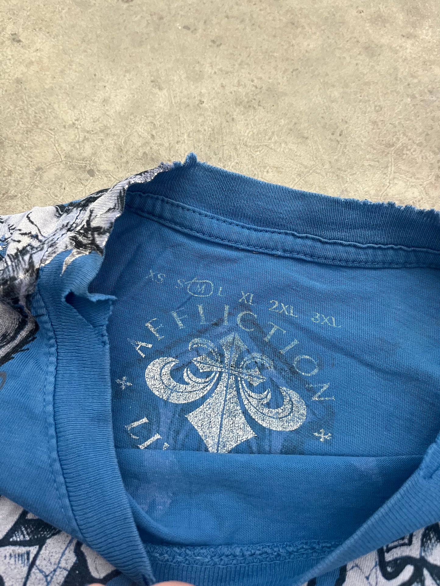 insane affliction tee - M