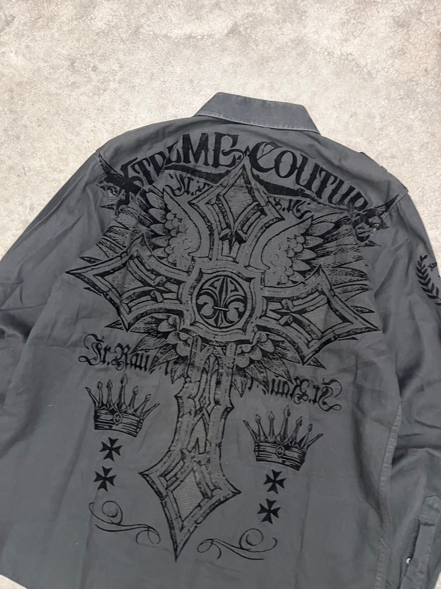 Xtreme couture button up - L
