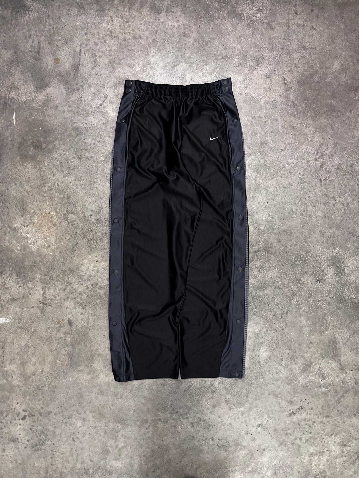 Nike trackies - M
