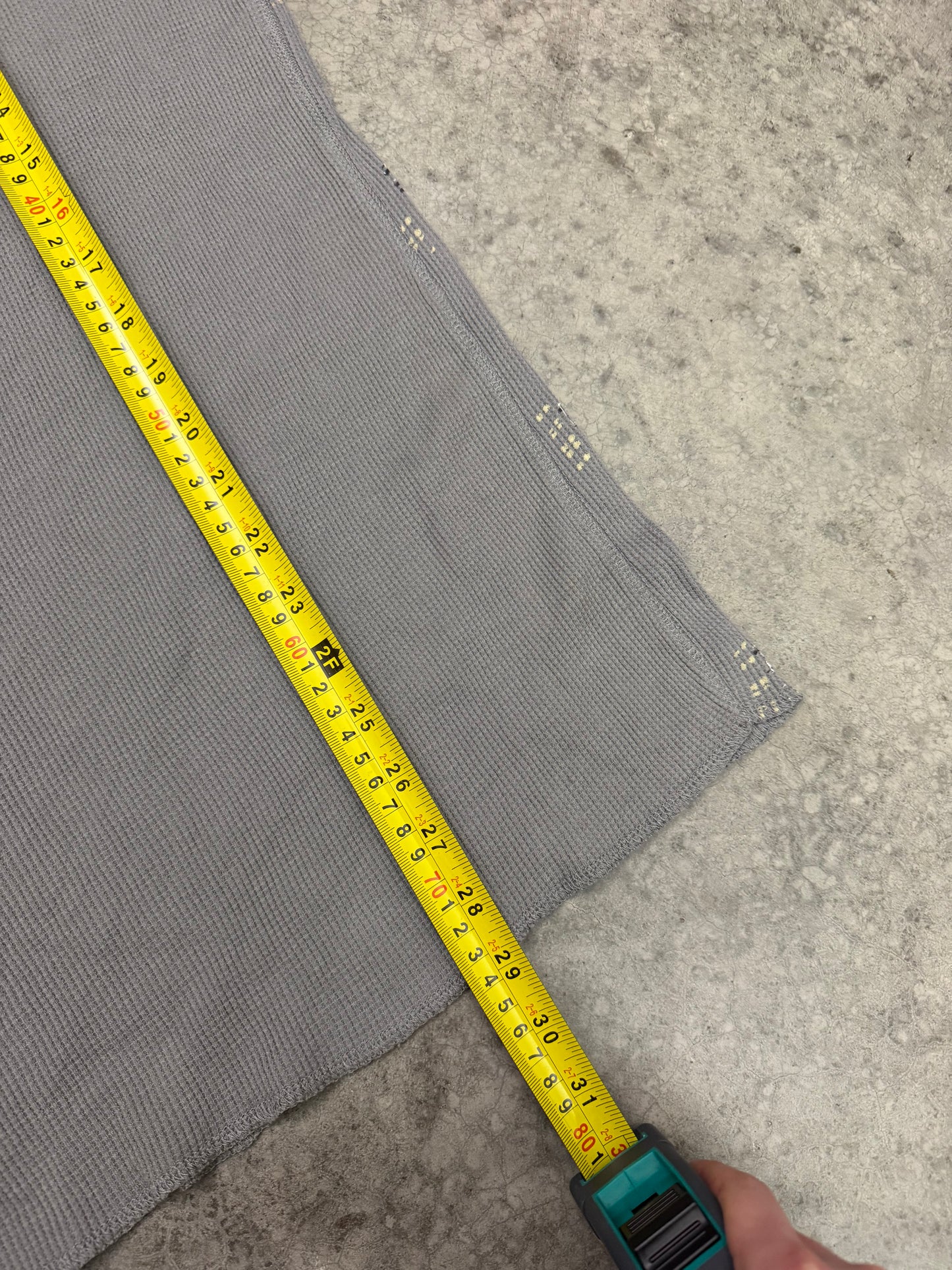 2000’s graphic thermal - L