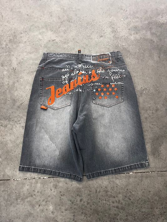 akademiks jorts - 36