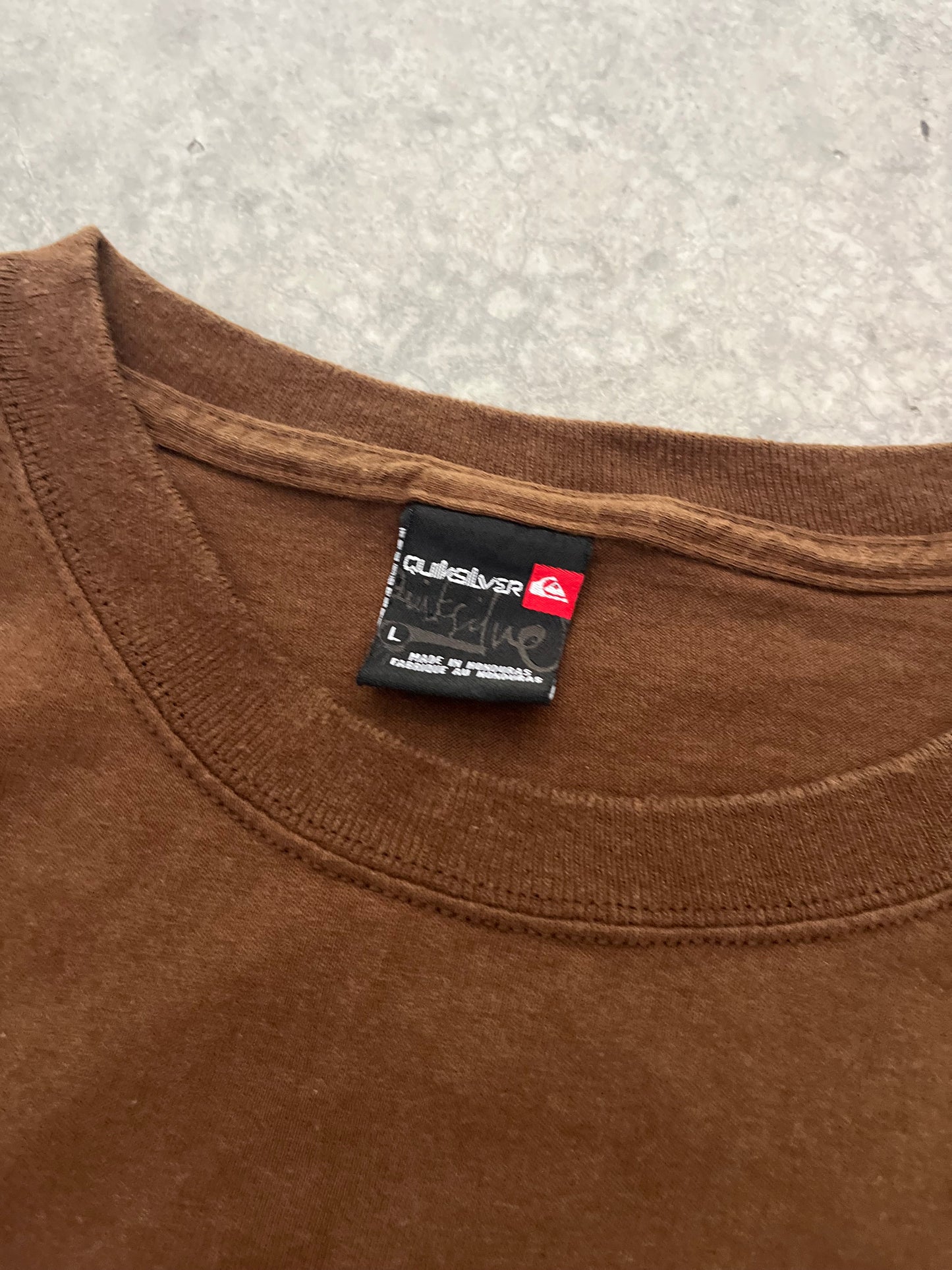 quiksilver tee - XL