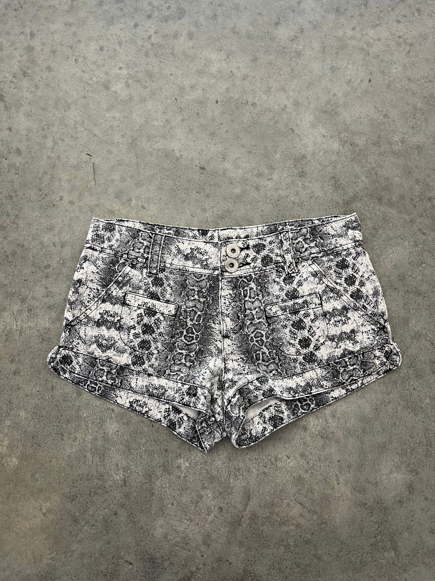 valley girl mini shorts