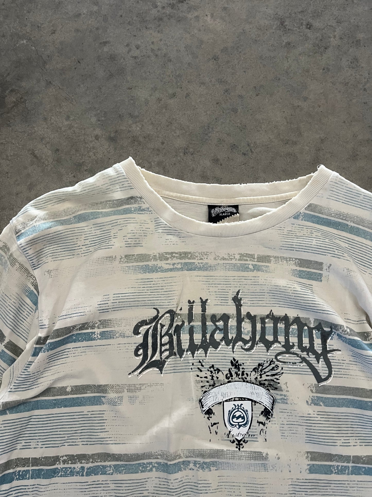 vintage billabong tee