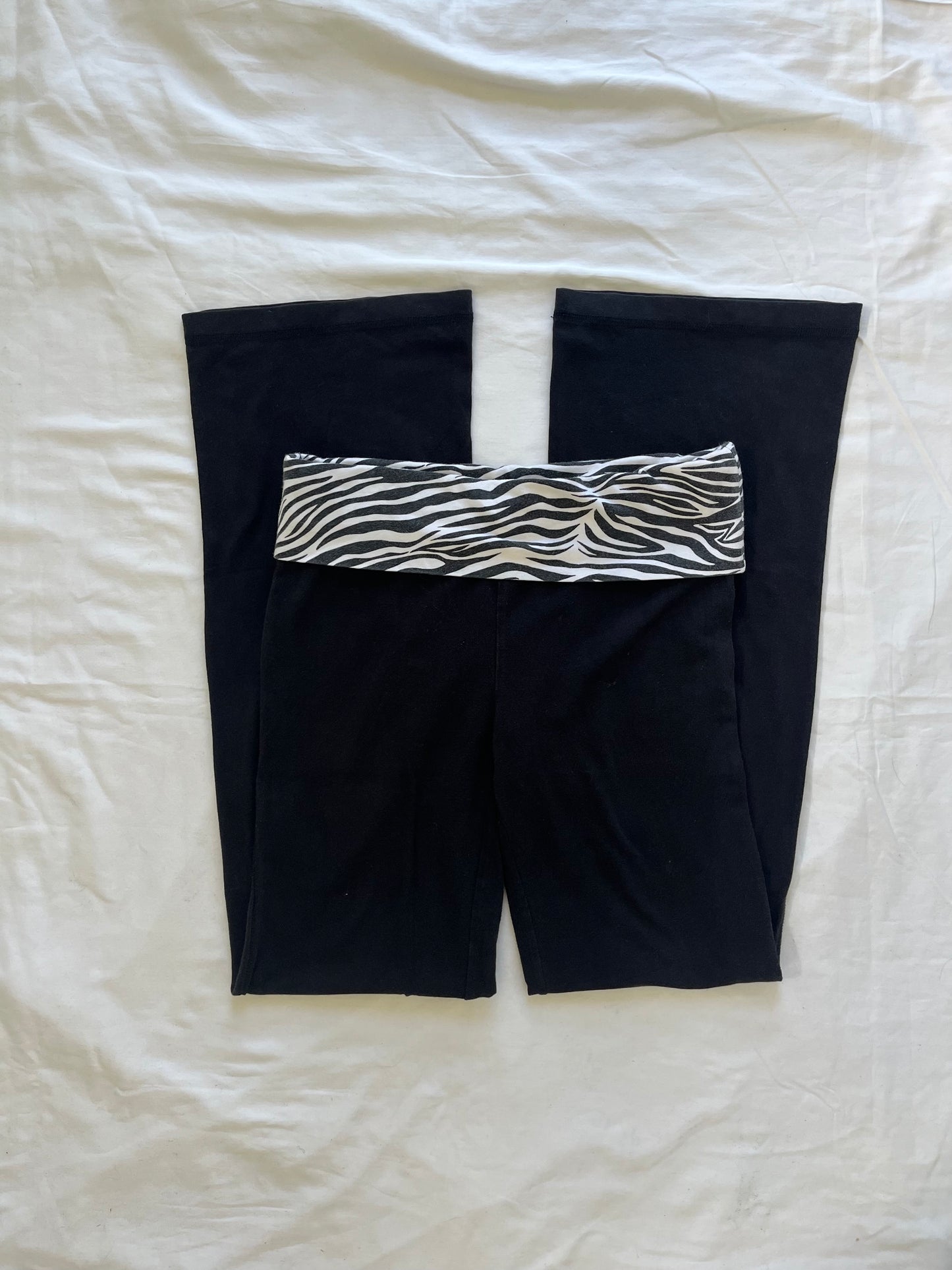 insane no boundaries fold over flared pants - S