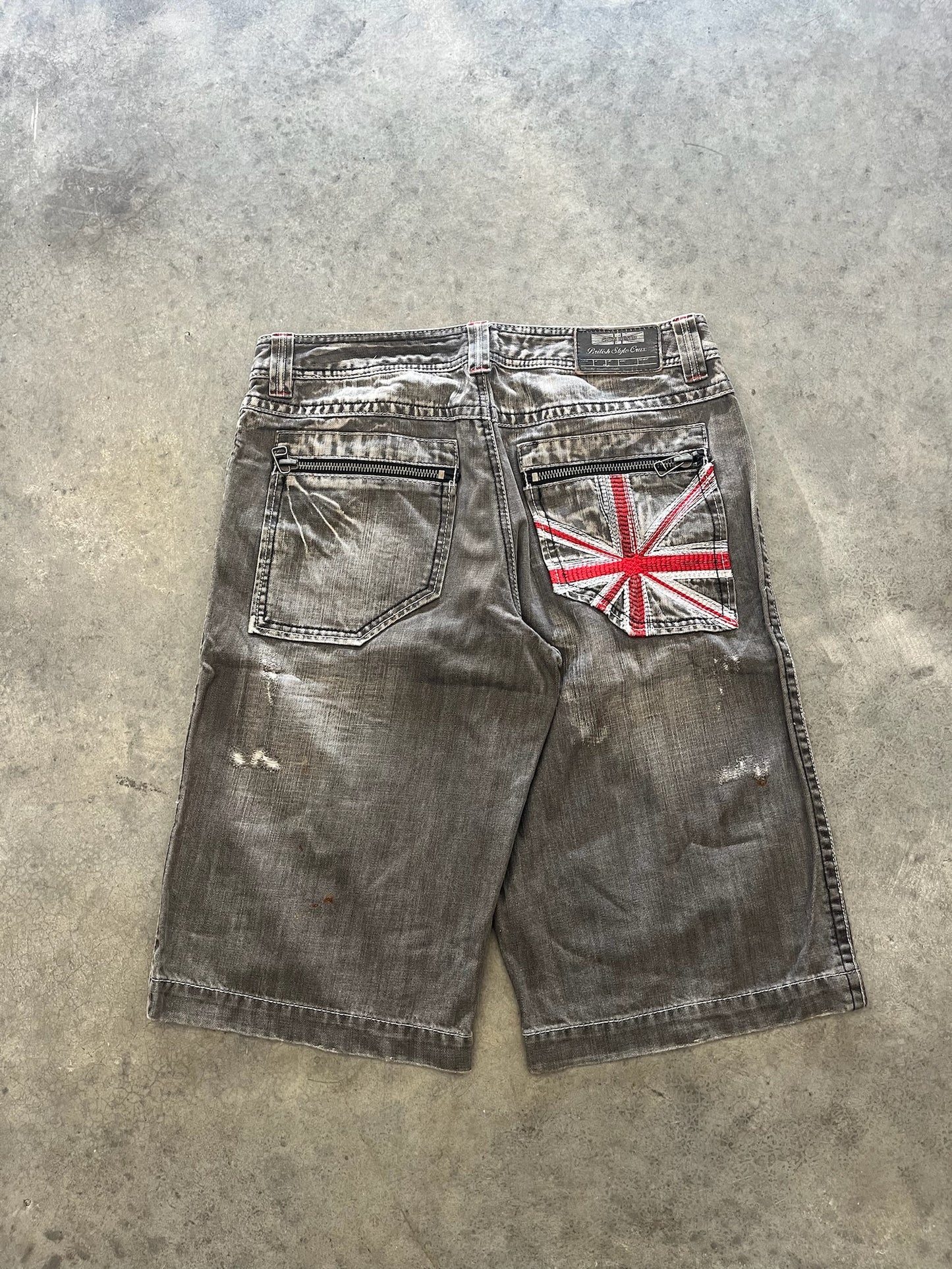 “London” jorts