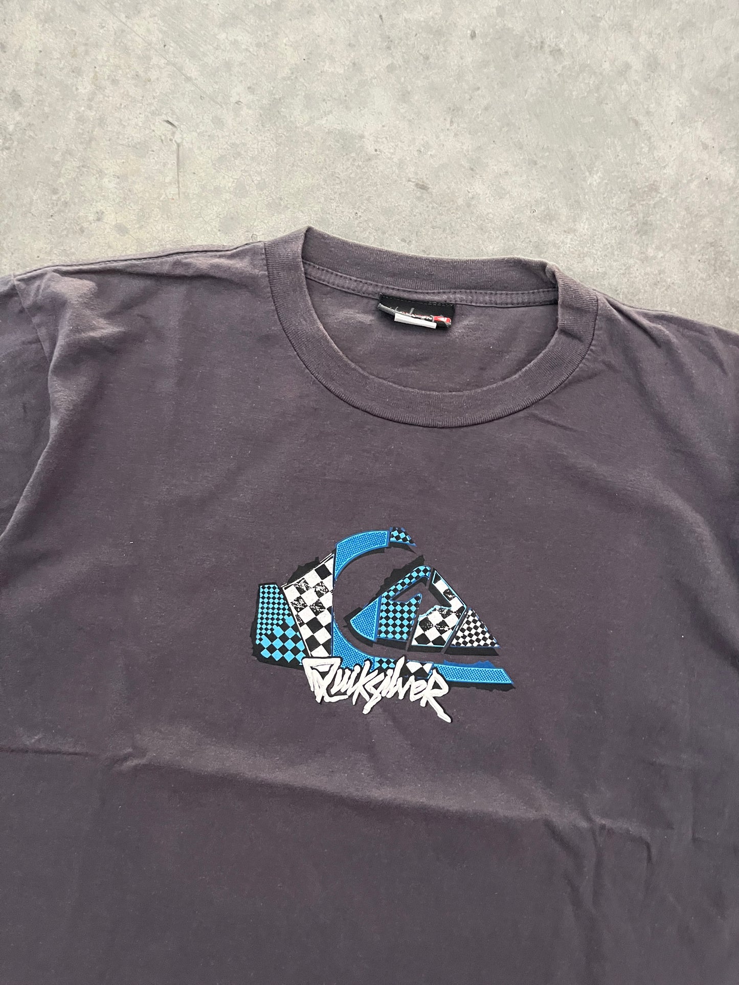 quiksilver tee - L
