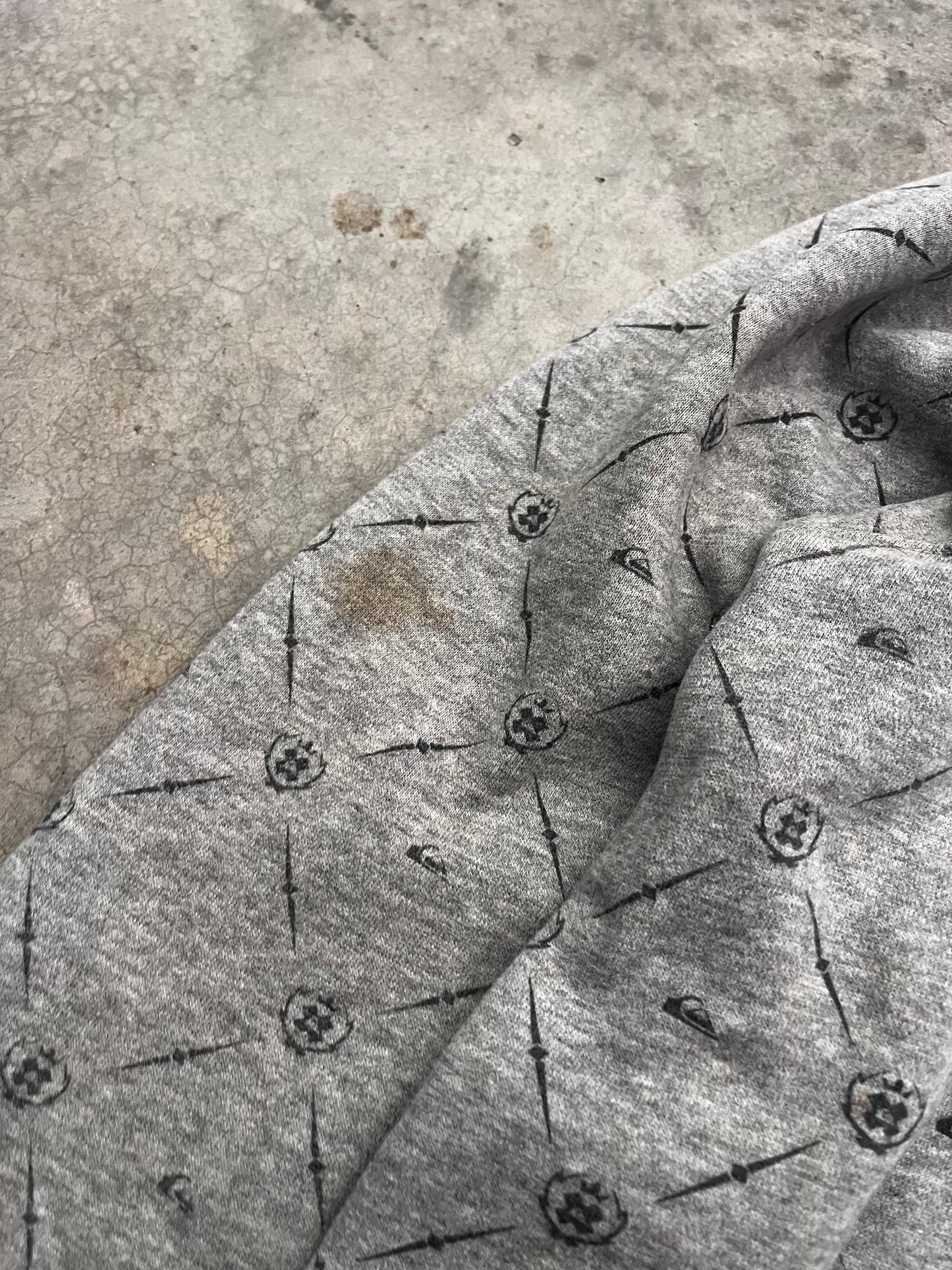 quiksilver hoodie - M