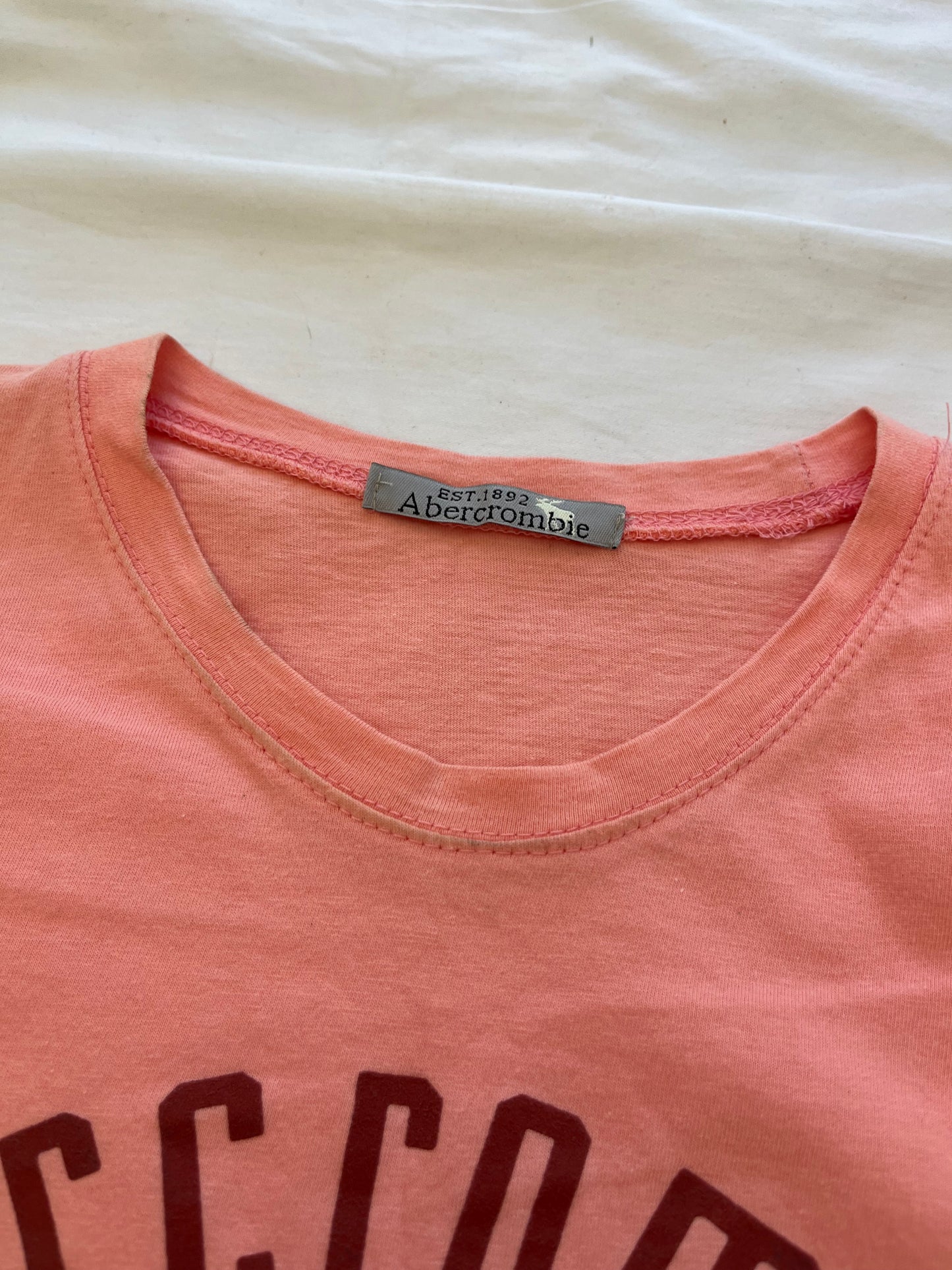 abercrombie and fitch babytee - M