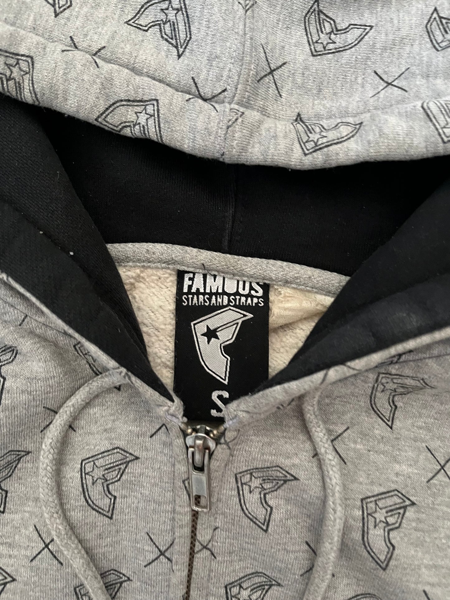 Famous aop hoodie - L