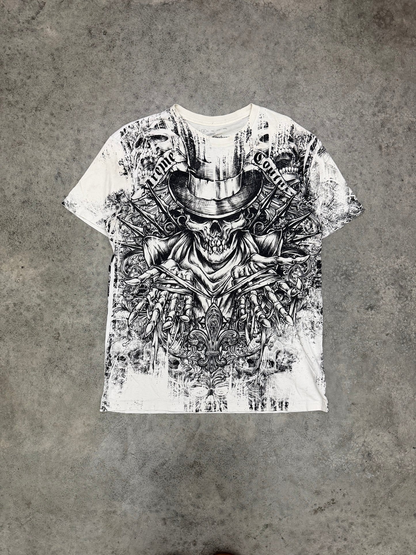 crazy xtreme couture tee - M