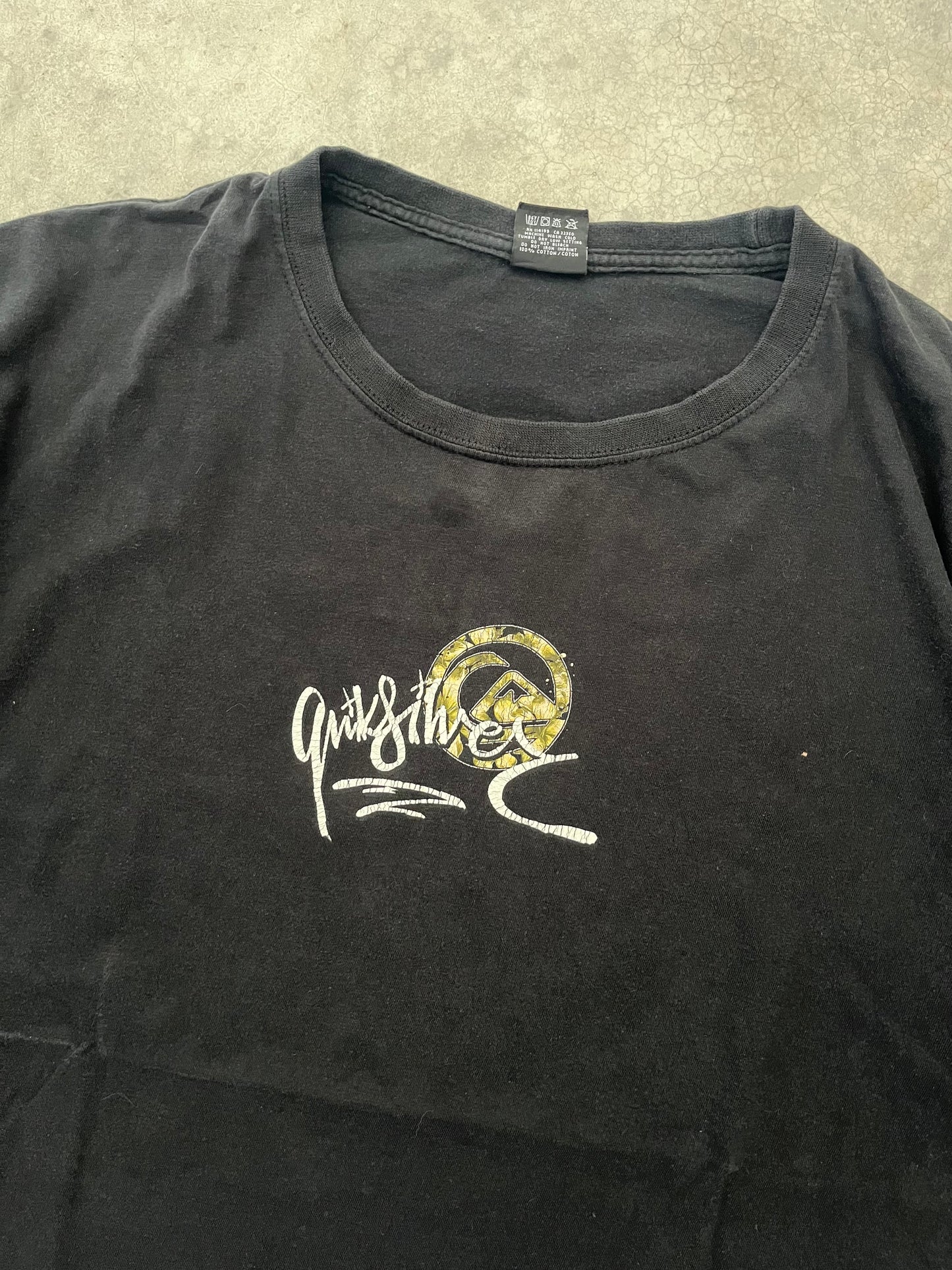 quiksilver tee - XL