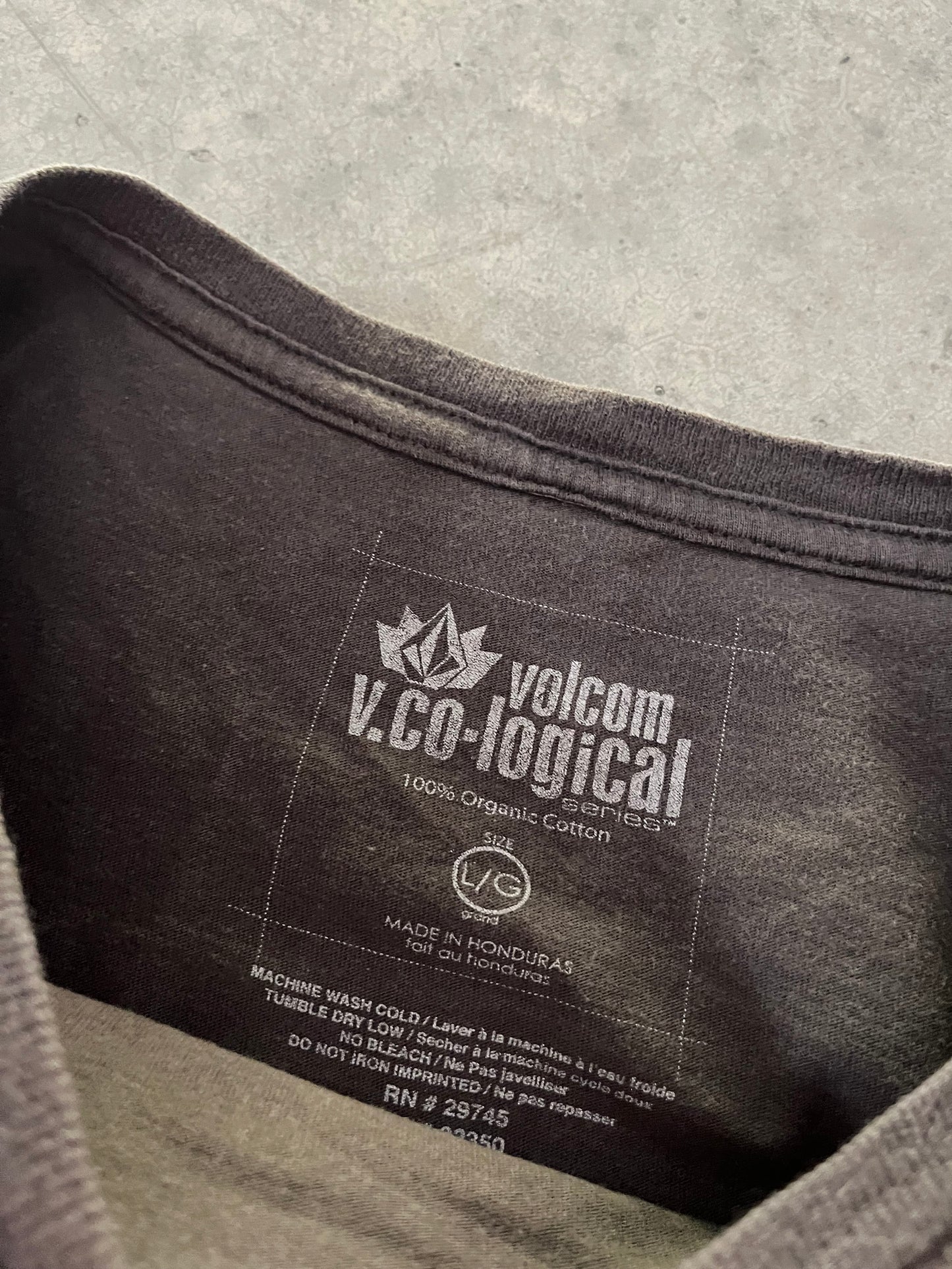 volcom tee - L