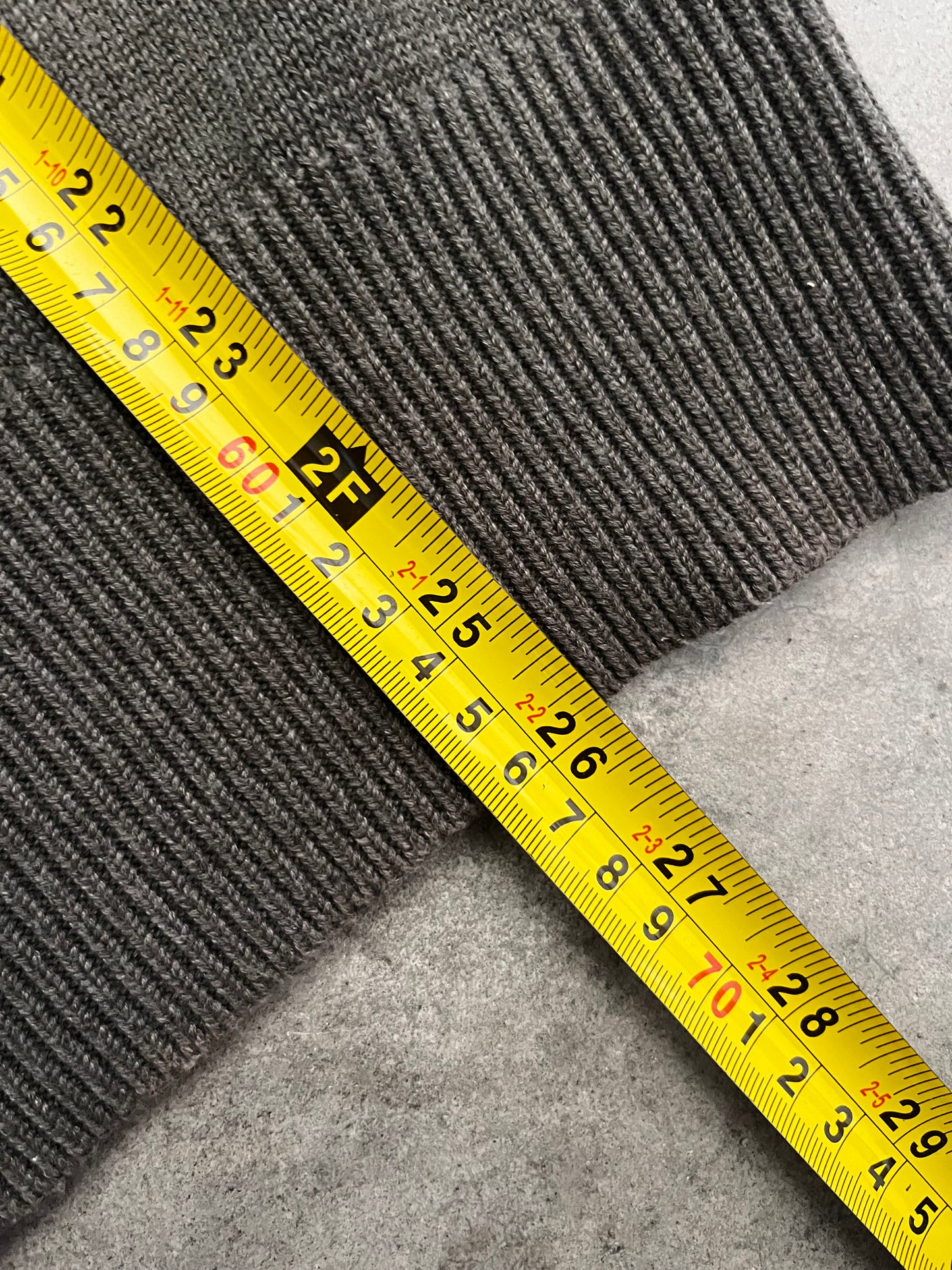 billabong sweater - M