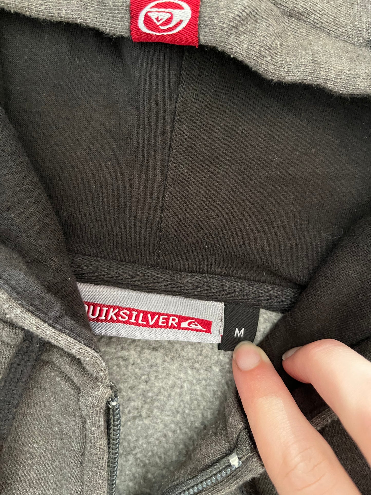 quiksilver hoodie - M