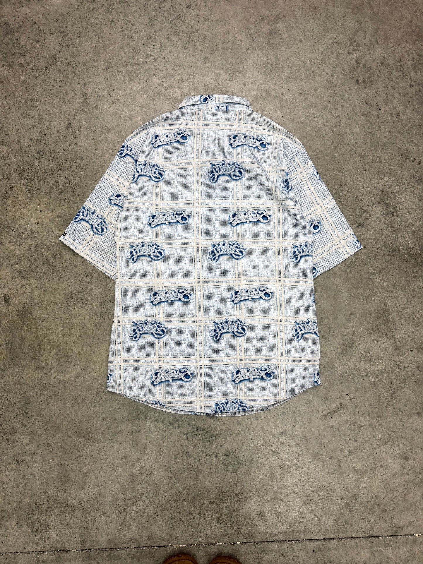 southpole button up - L