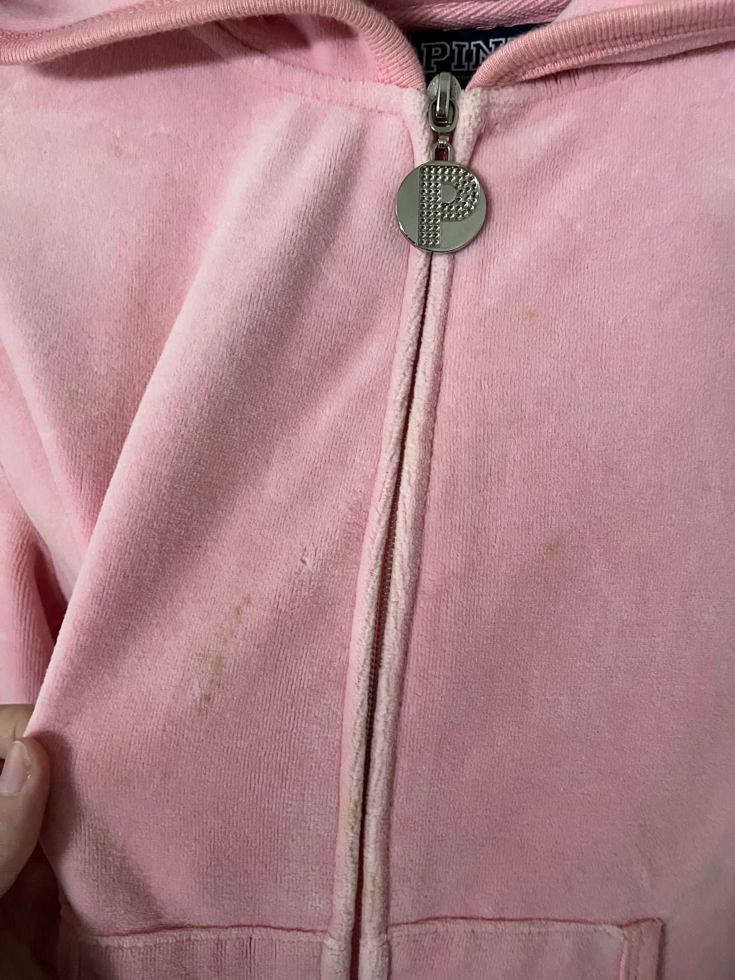 2000’s VS pink velour zipup