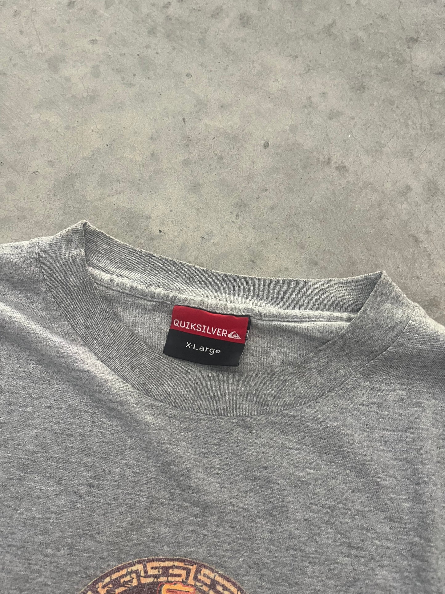 quiksilver long sleeve - XL