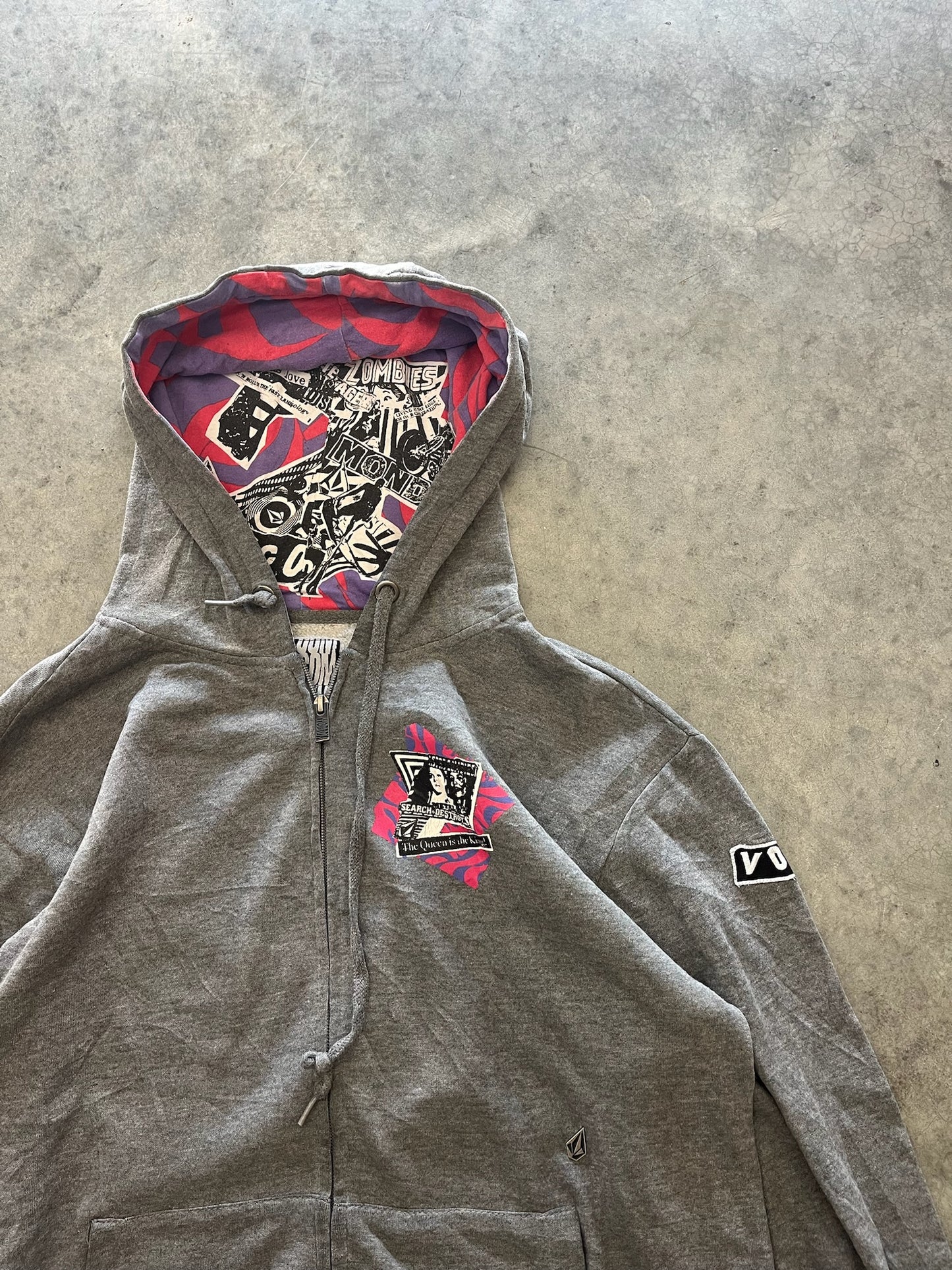 Volcom zip up hoodie