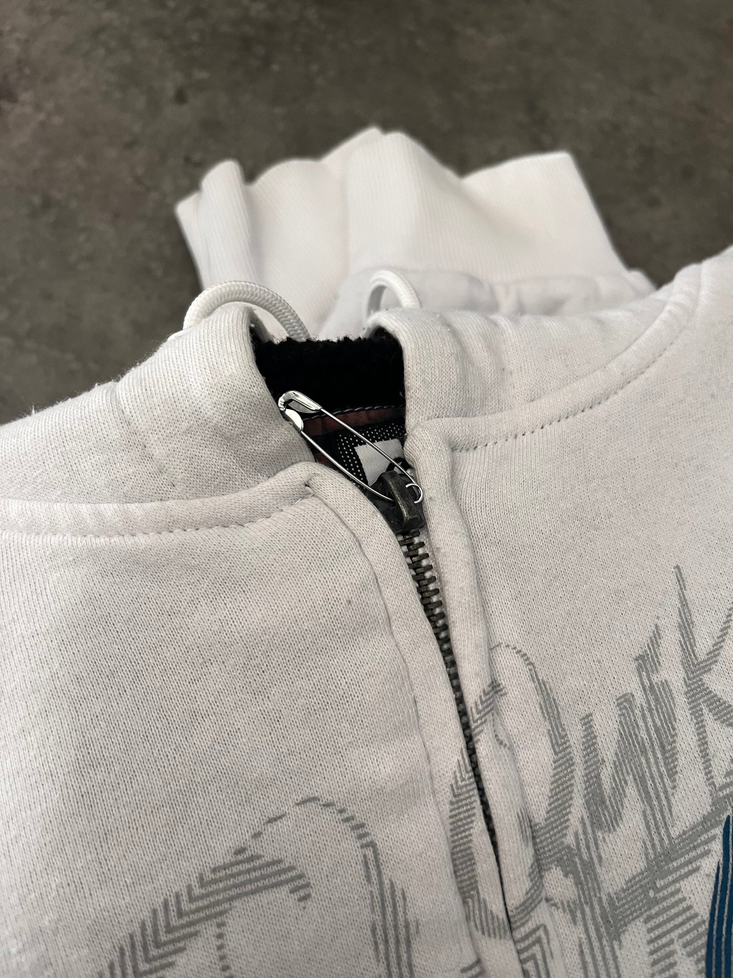 quiksilver hoodie - XL