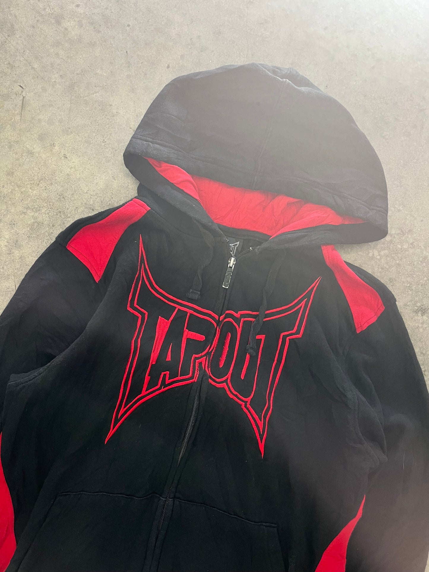 Tapout hoodie  - S