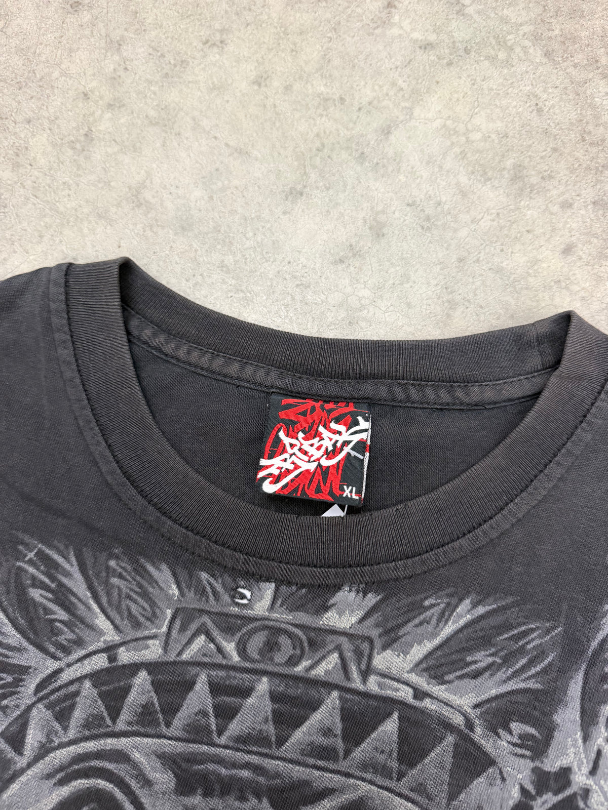 Tribal tee - L