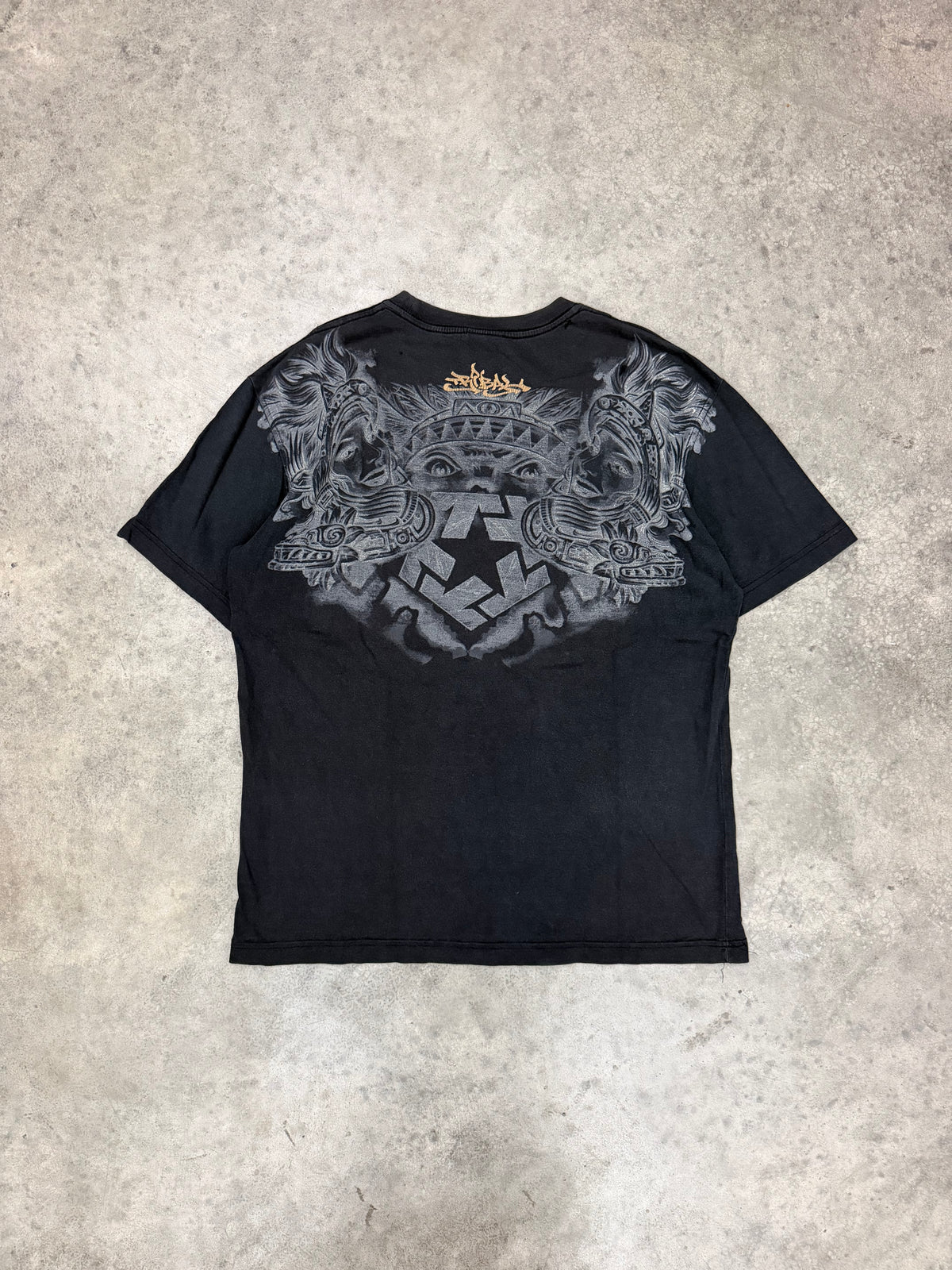 Tribal tee - L