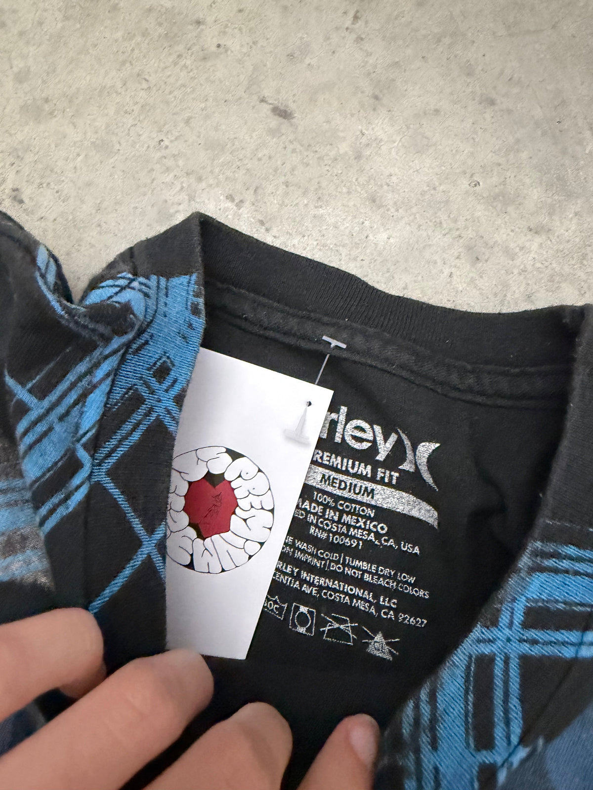 Hurley tee - M